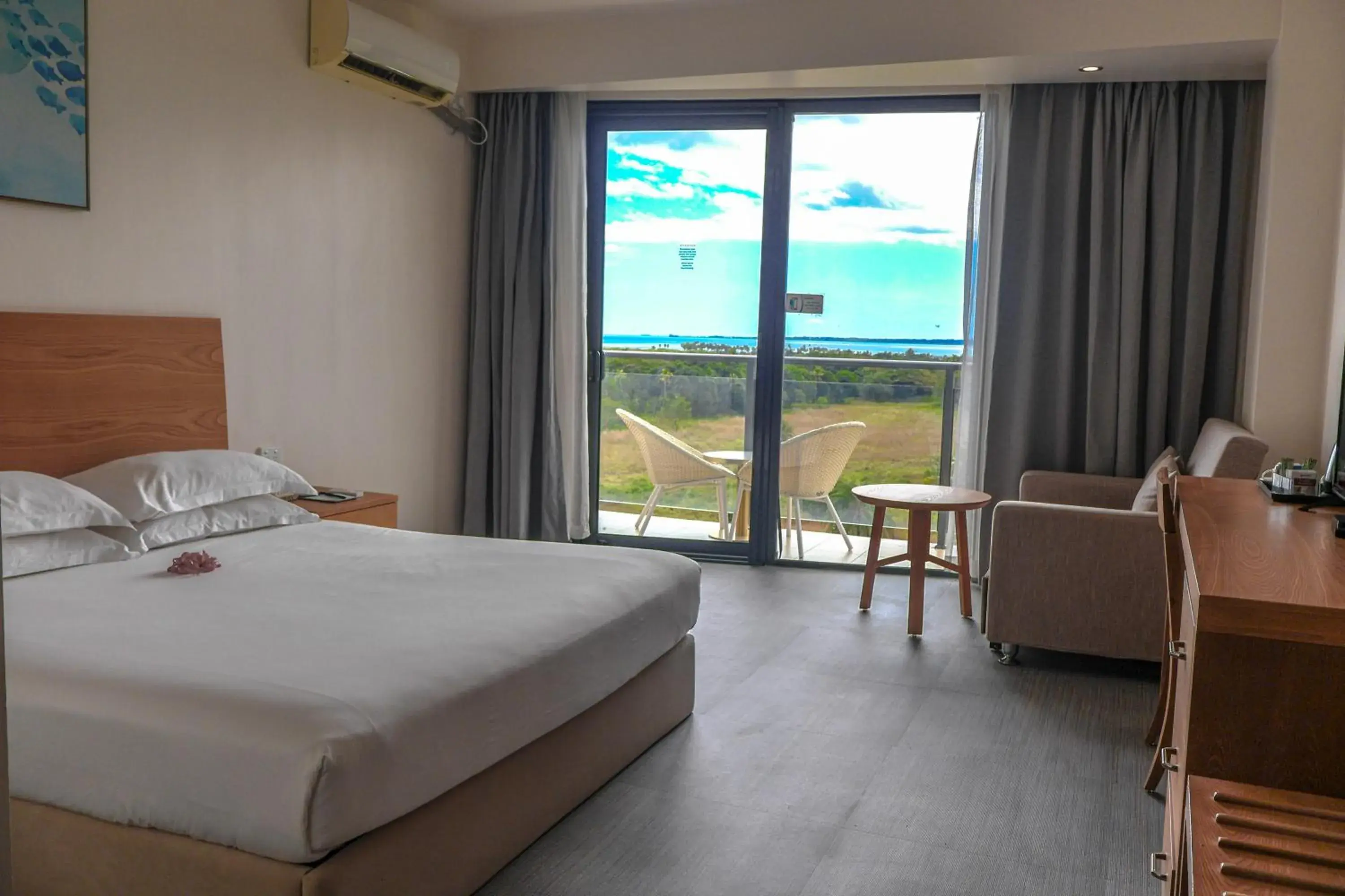 King Room with Sunset View in Nalagi Hotel King Room with Sunset View in Nalagi Hotel