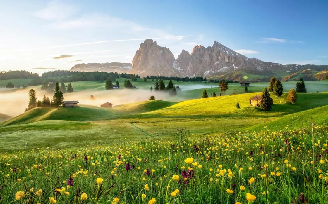 Hiking in Hotel Castel Oswald von Wolkenstein