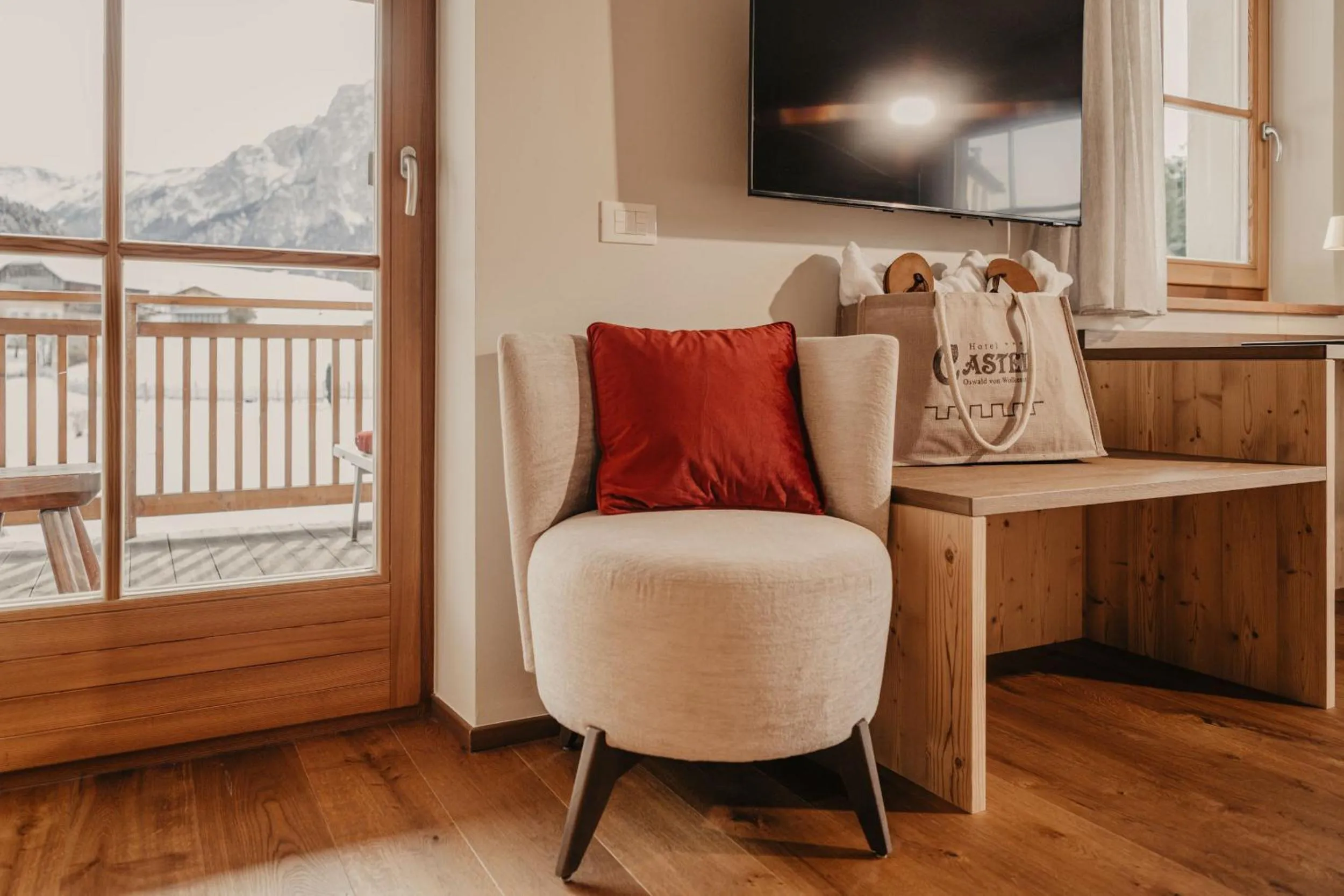 Photo of the whole room in Hotel Castel Oswald von Wolkenstein