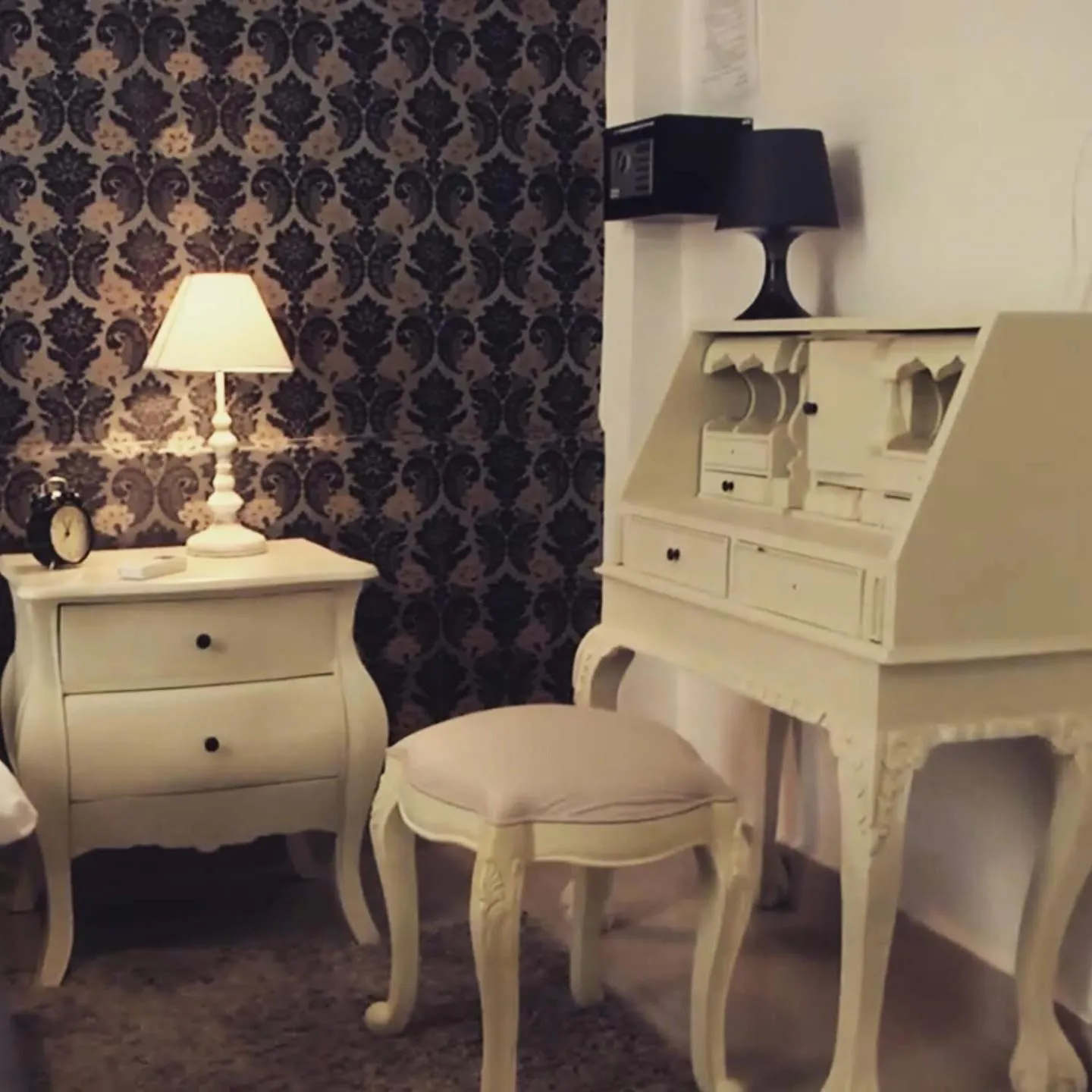 Living room in Central Hotel