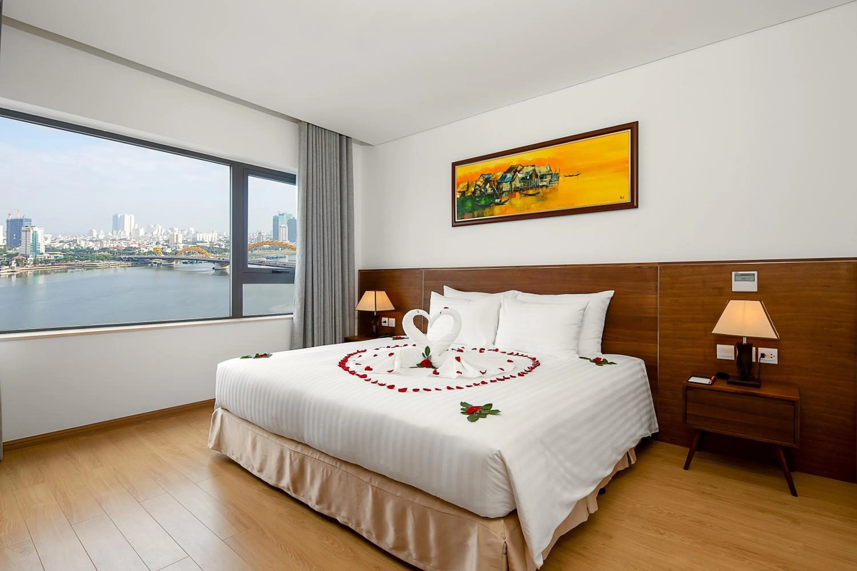 Bed in Val Soleil Hotel