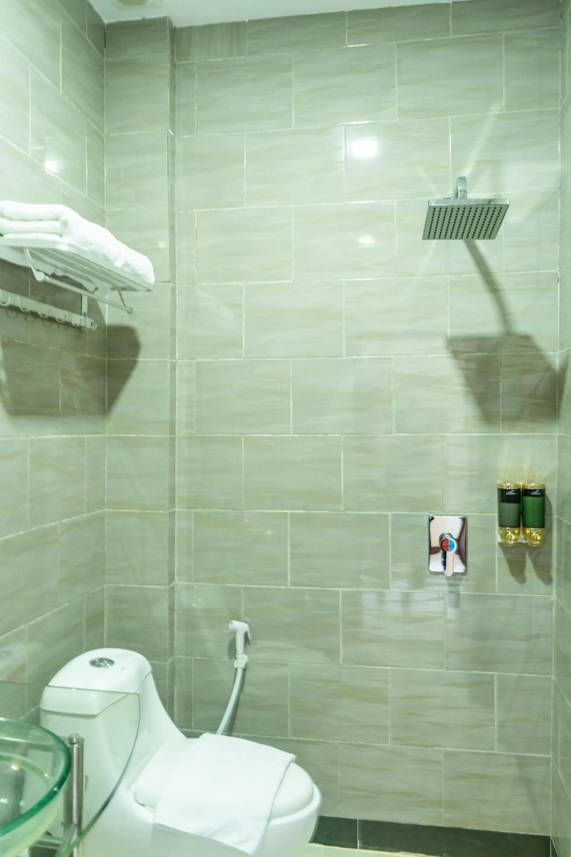 Bathroom in Hokkie Hotel Punggur Batam