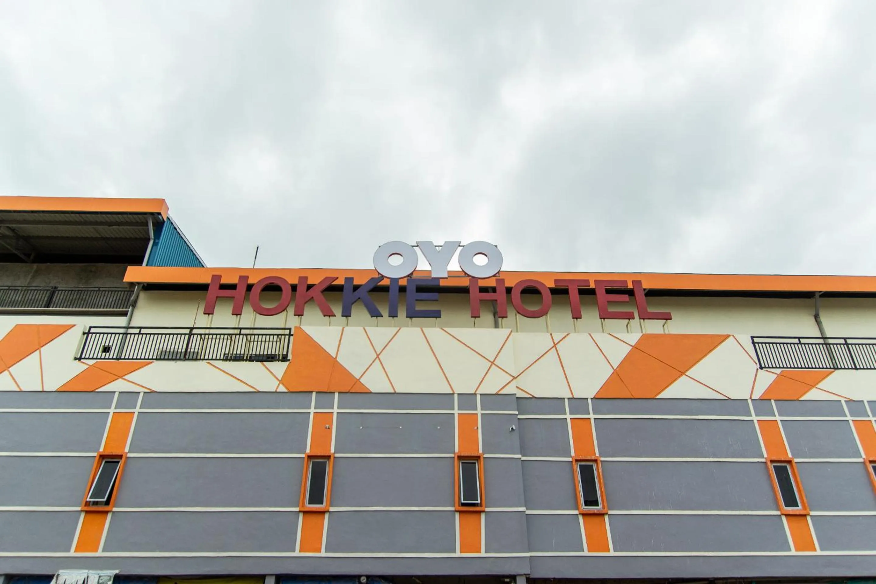 Facade/entrance in Hokkie Hotel Punggur Batam