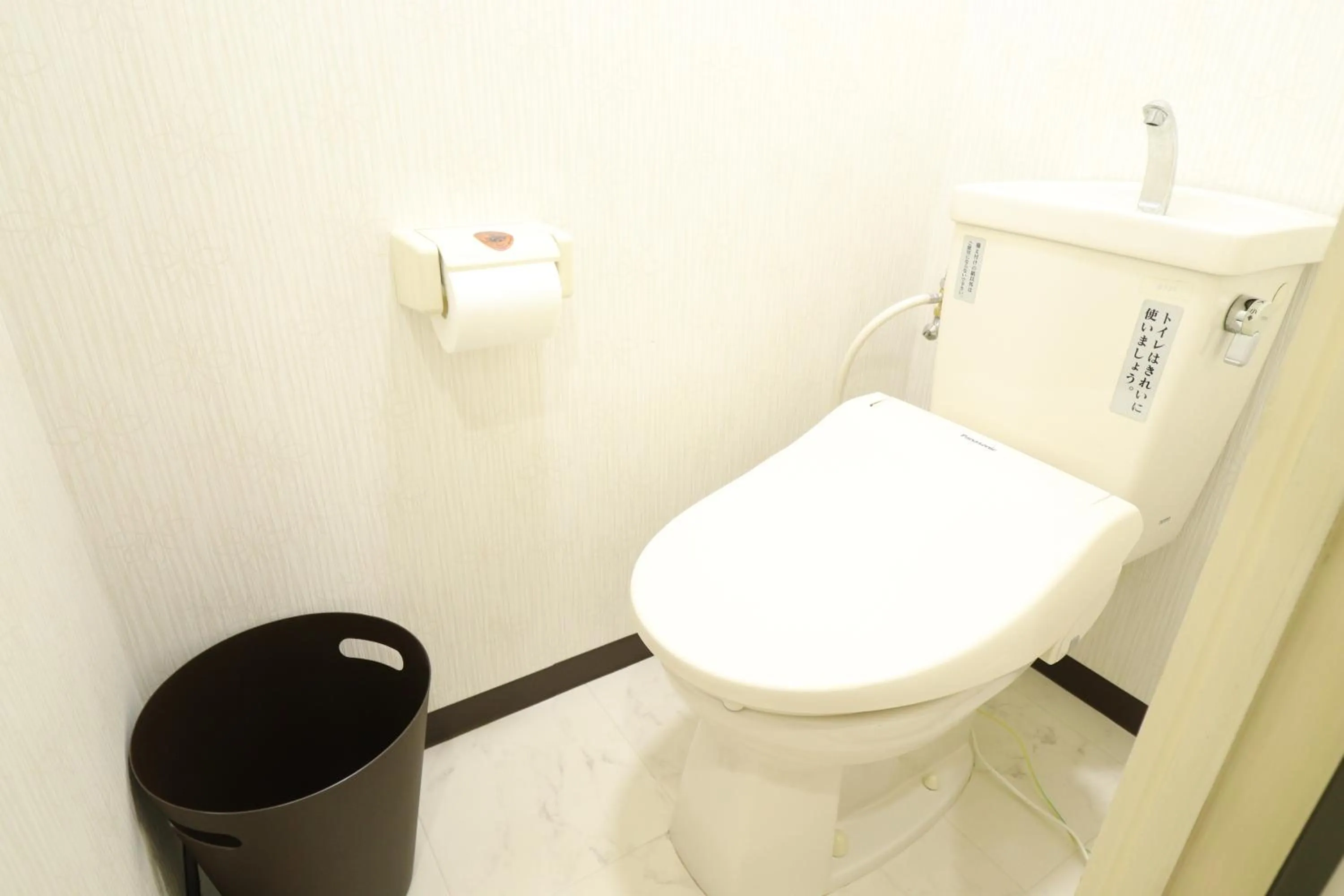 Toilet in Court Saiwaicho