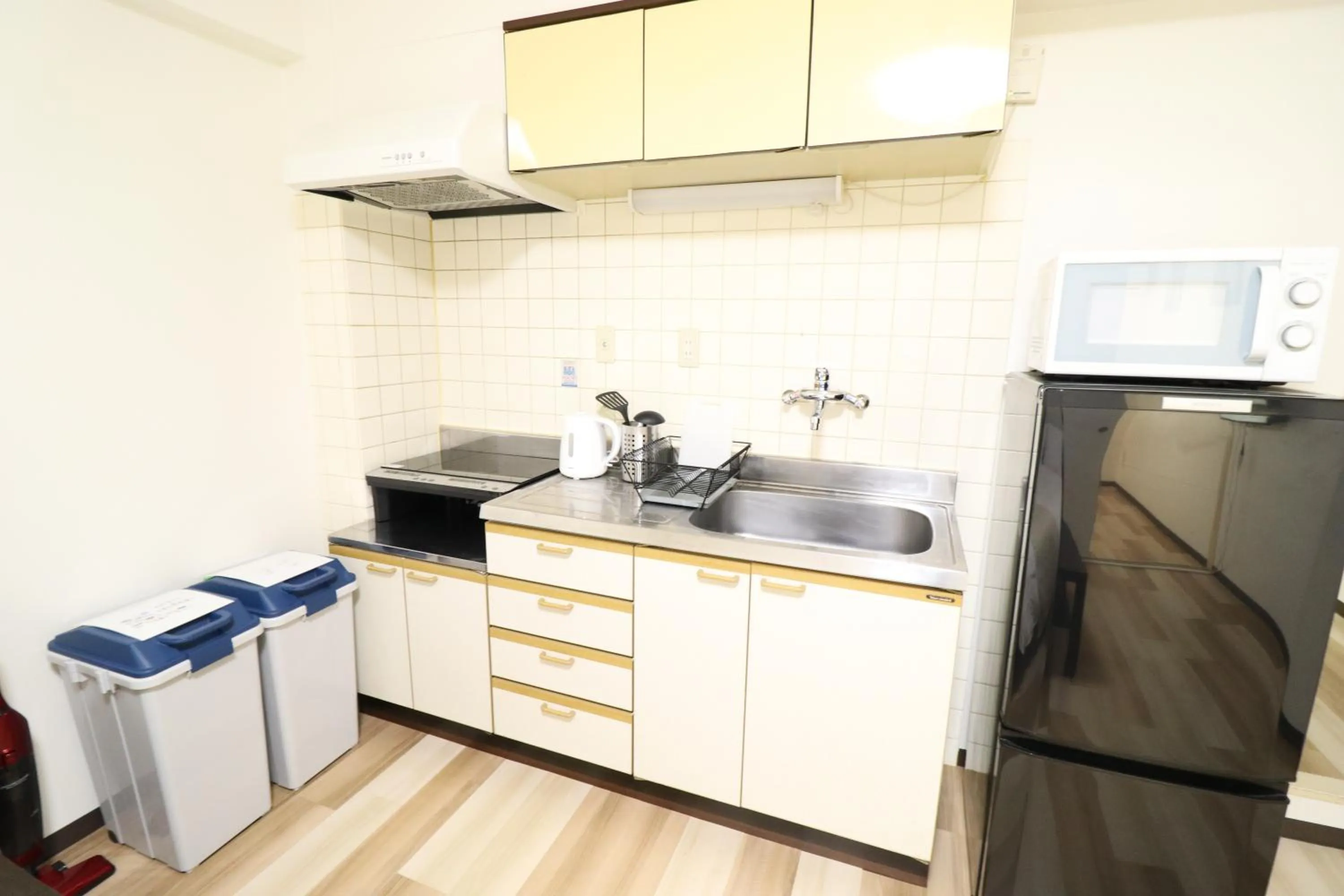 Kitchen or kitchenette in Court Saiwaicho