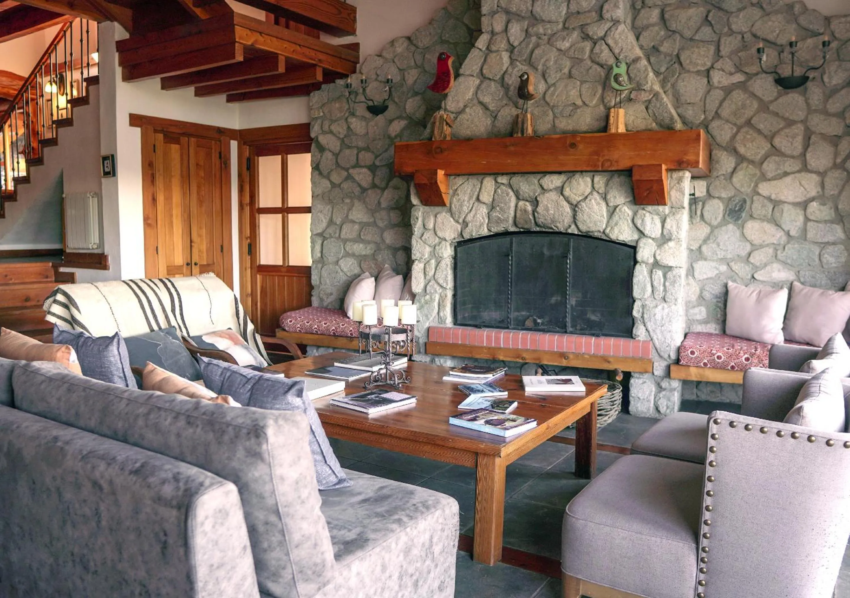 Living room in El Bosque by DOT Tradition