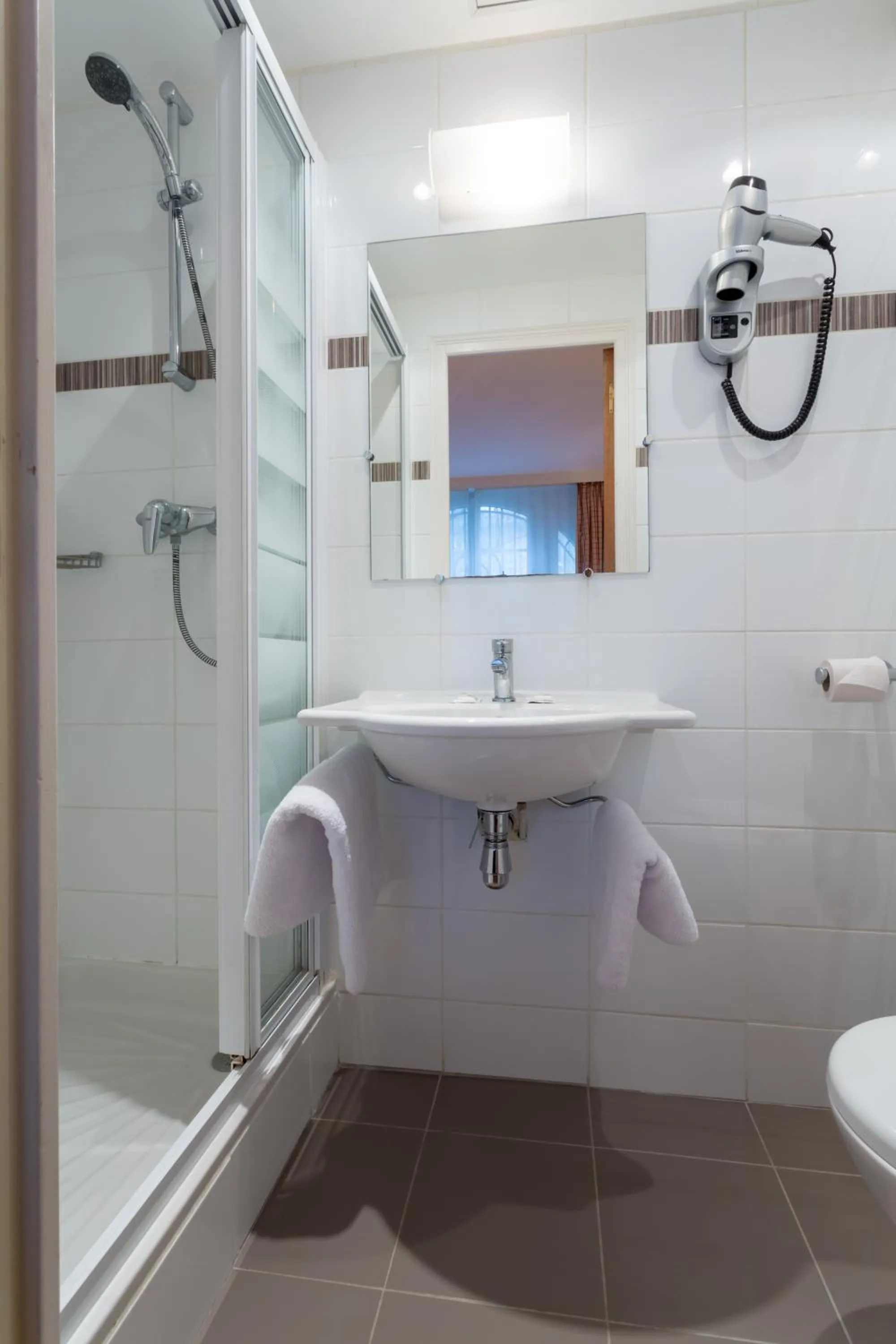 Property building in Le Home