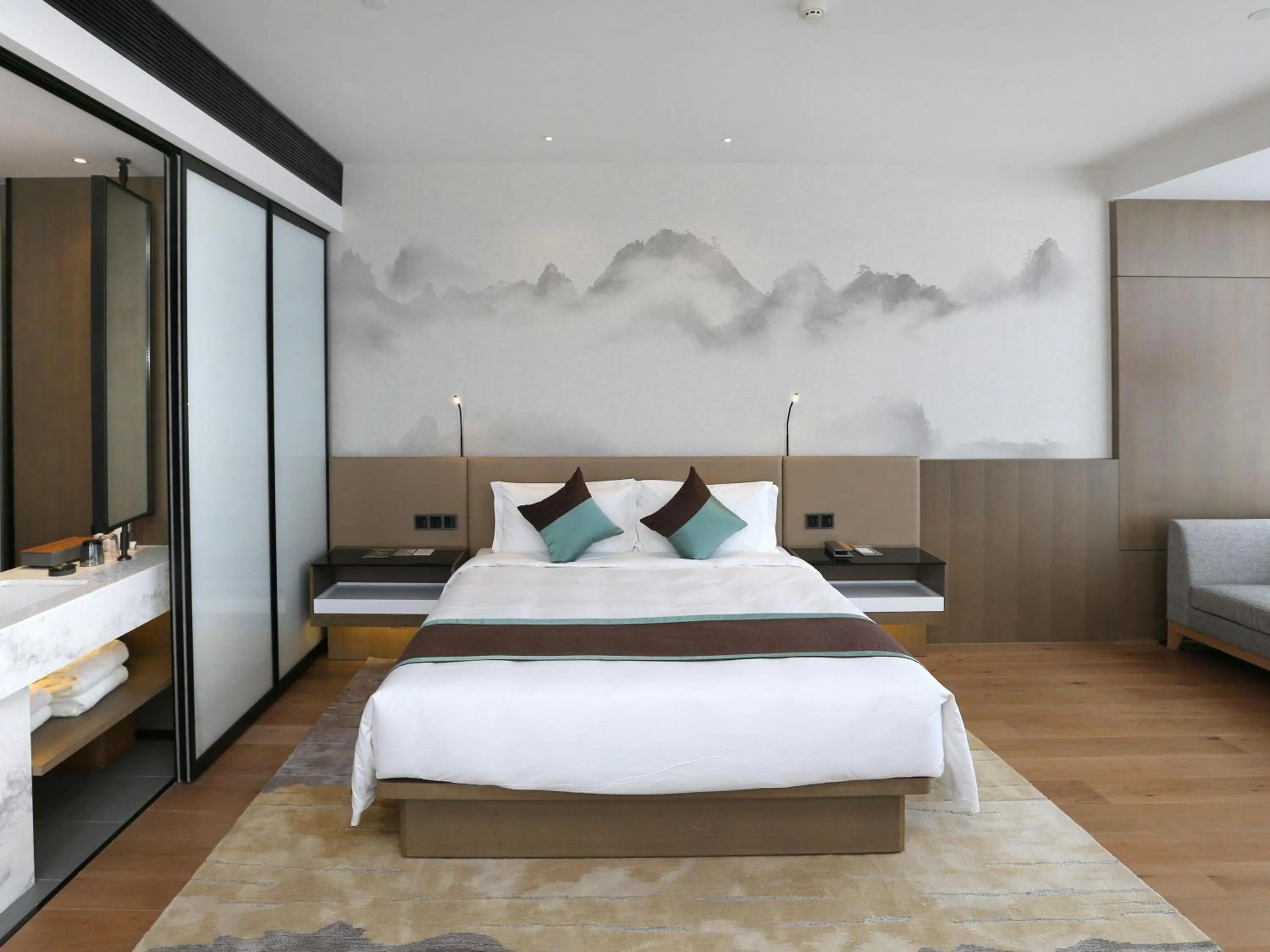 Bedroom, Bed in Novotel Deqing Moganshan