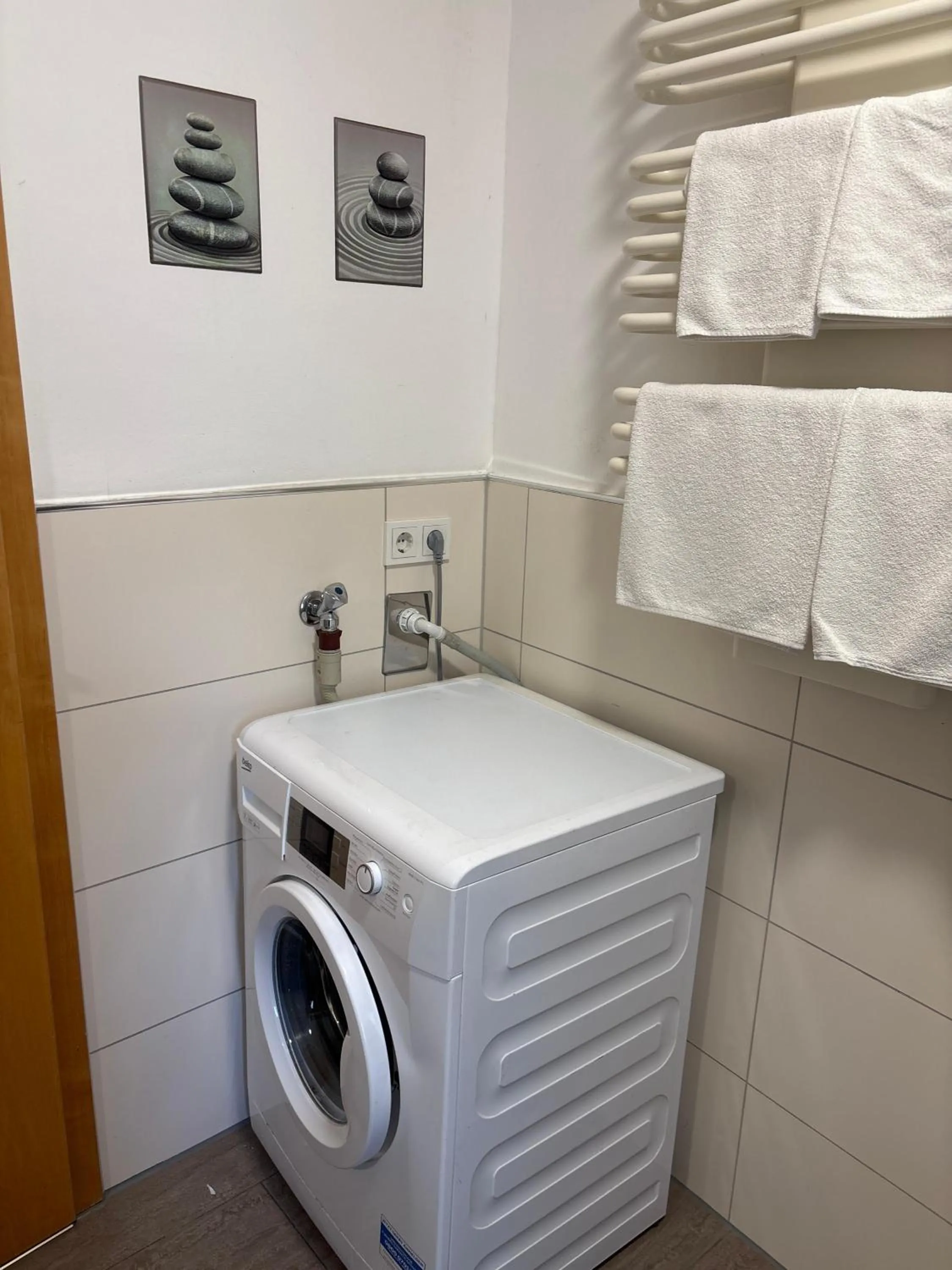 washing machine in Villa Croatia & Restaurant Adria