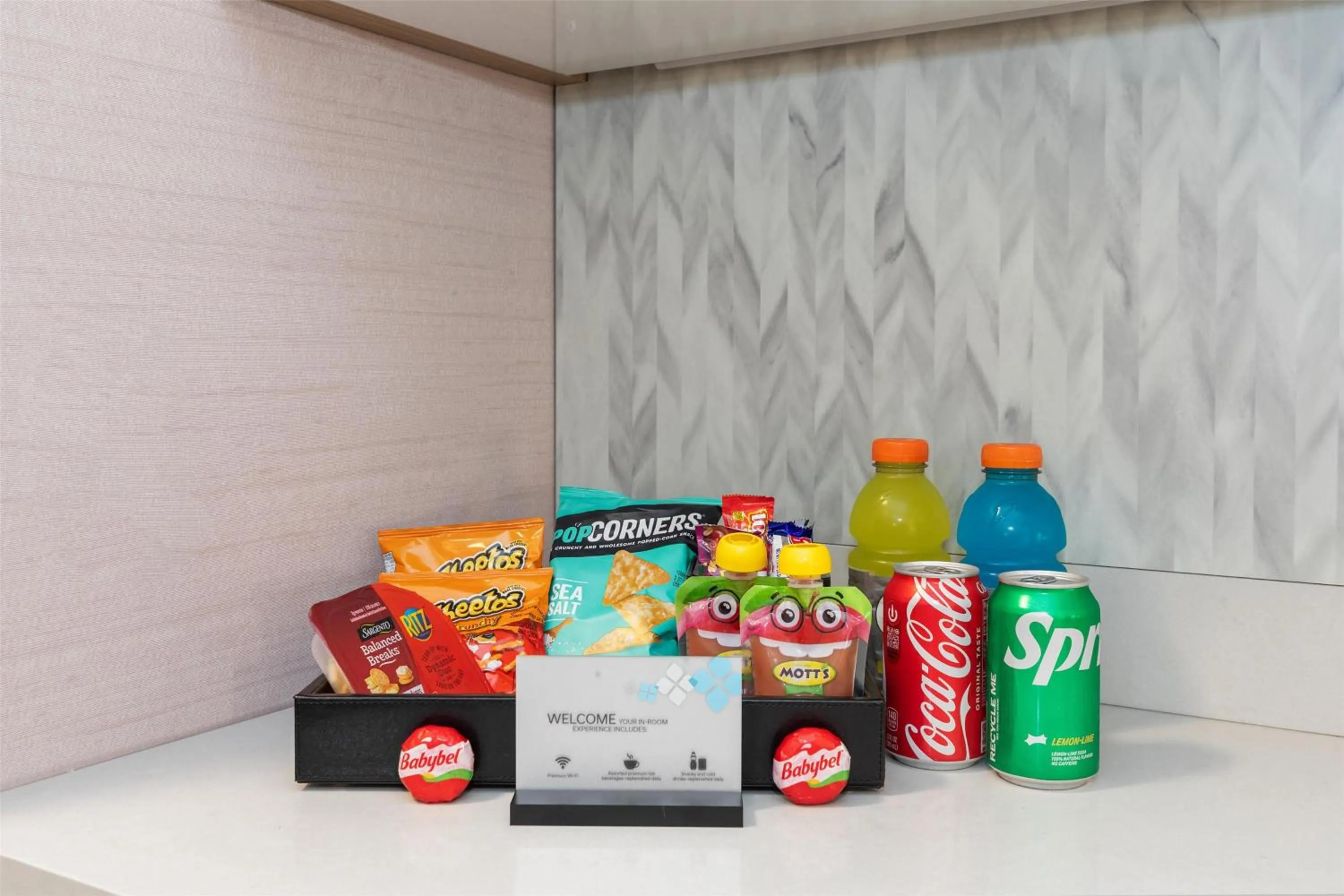 Photo of the whole room in Hilton Garden Inn Auburn