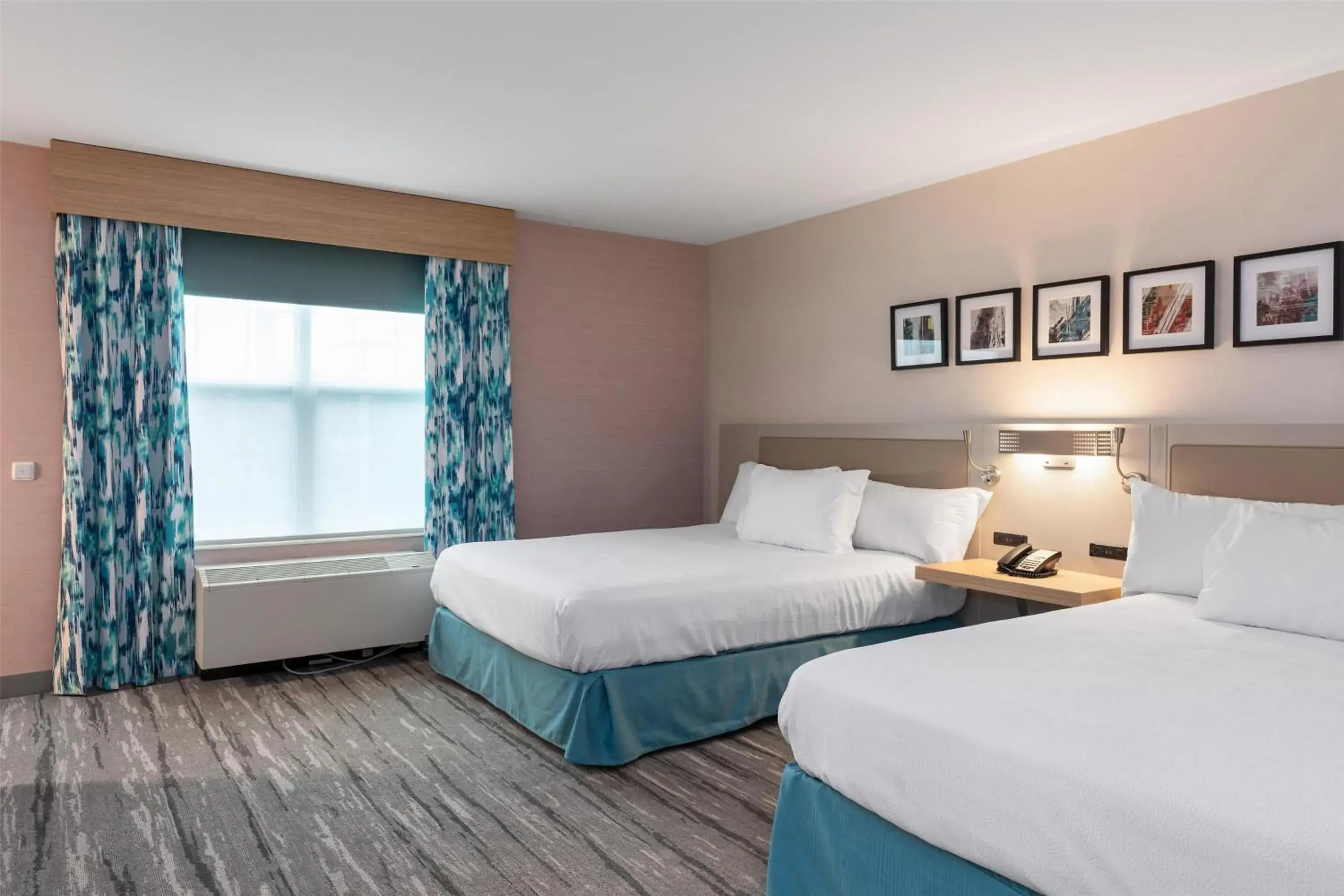 Queen Room with Two Queen Beds - Mobility and Hearing Access in Hilton Garden Inn Auburn Queen Room with Two Queen Beds - Mobility and Hearing Access in Hilton Garden Inn Auburn