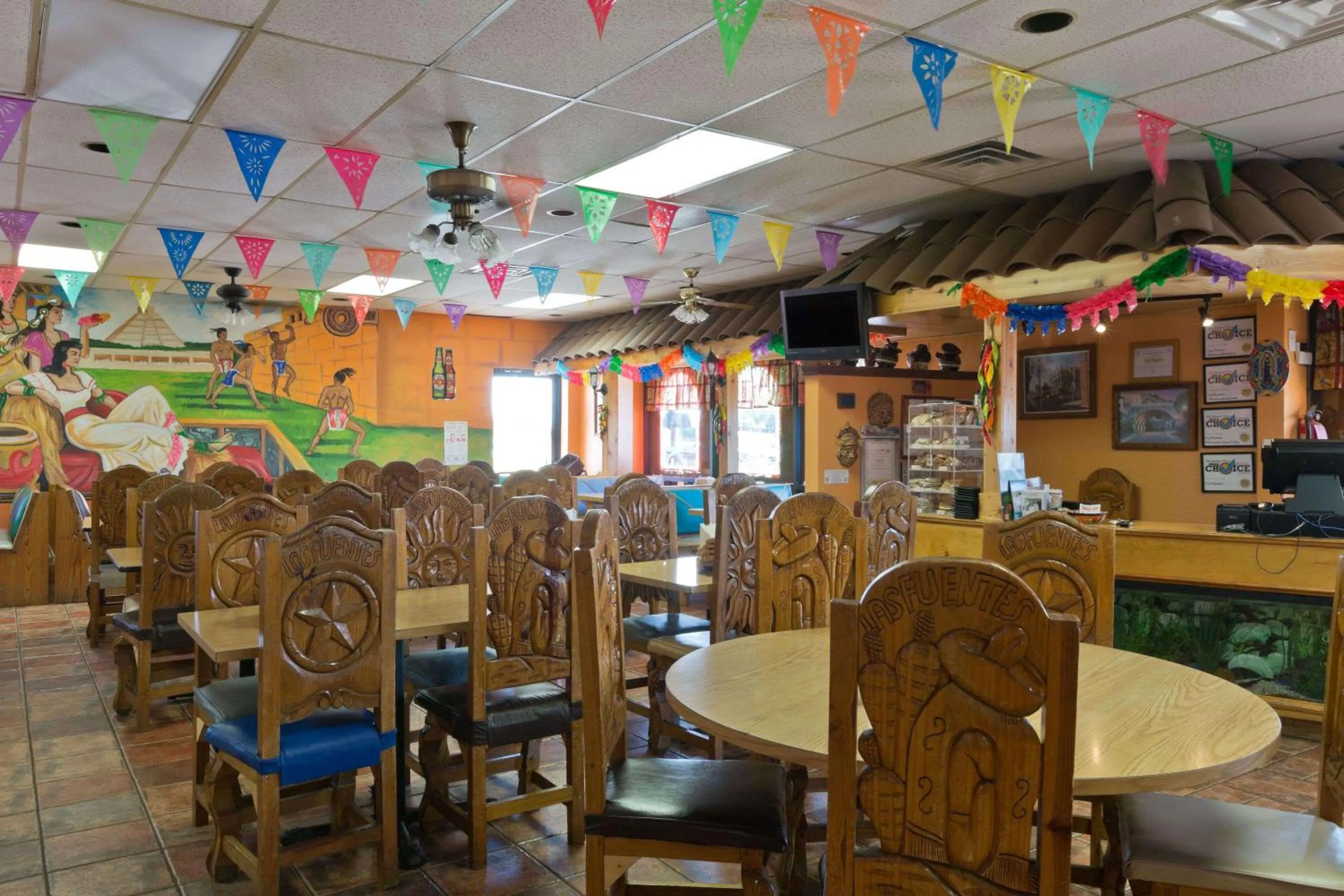 Restaurant/places to eat in Knights Inn Brenham