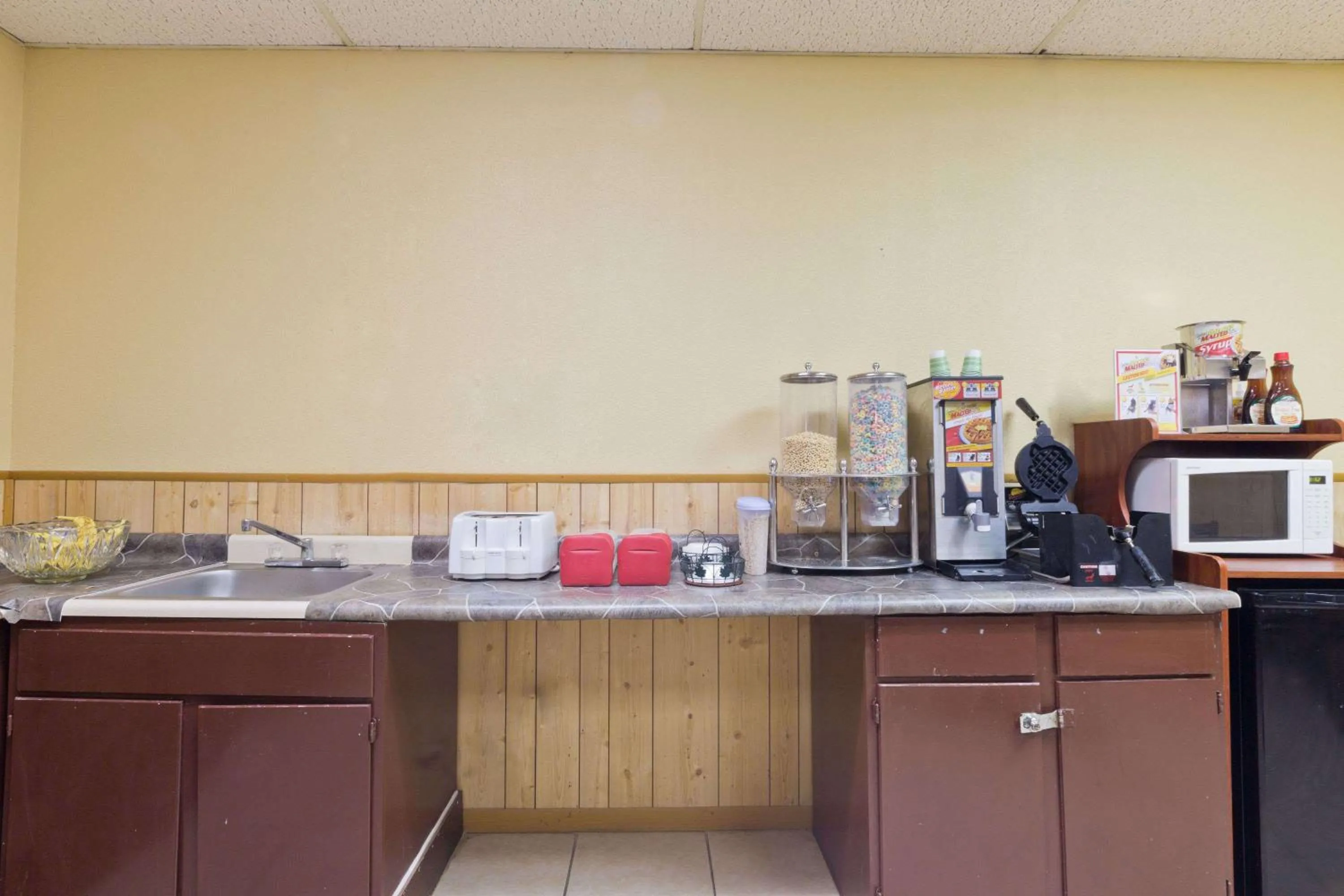 On site in Knights Inn Brenham