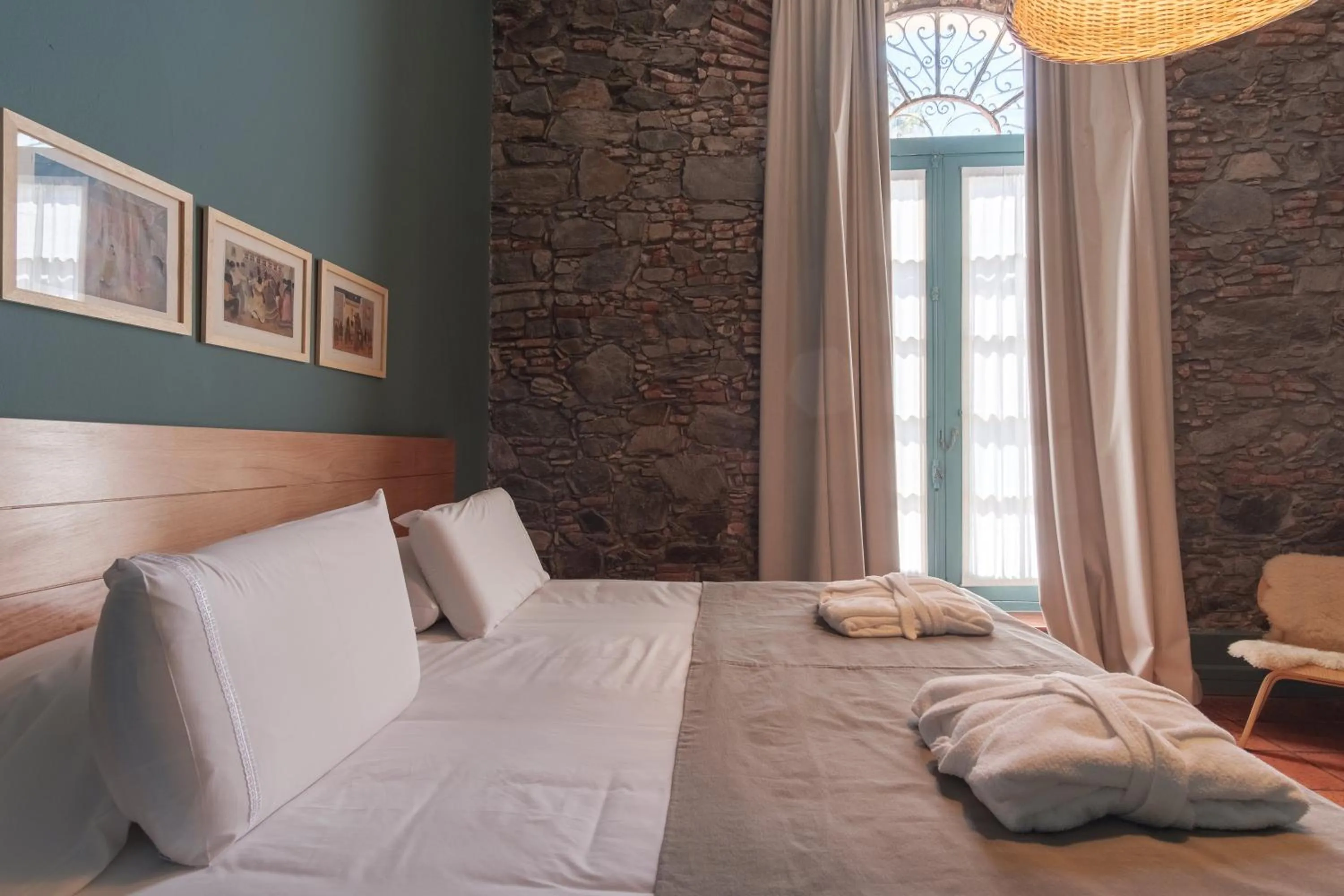 Photo of the whole room, Bed in Posada Plaza Mayor