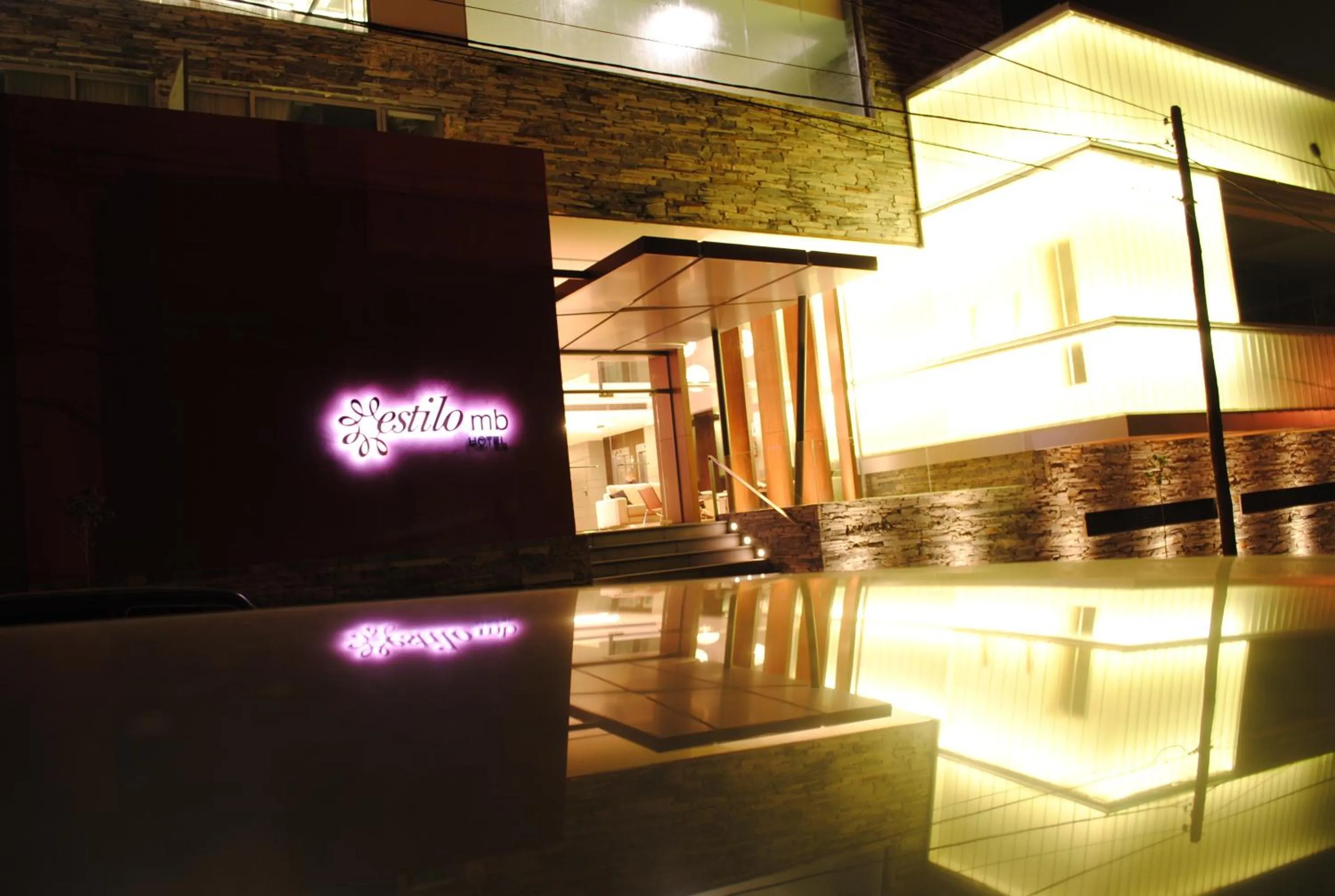 Facade/entrance in Hotel Estilo MB - Villa Carlos Paz