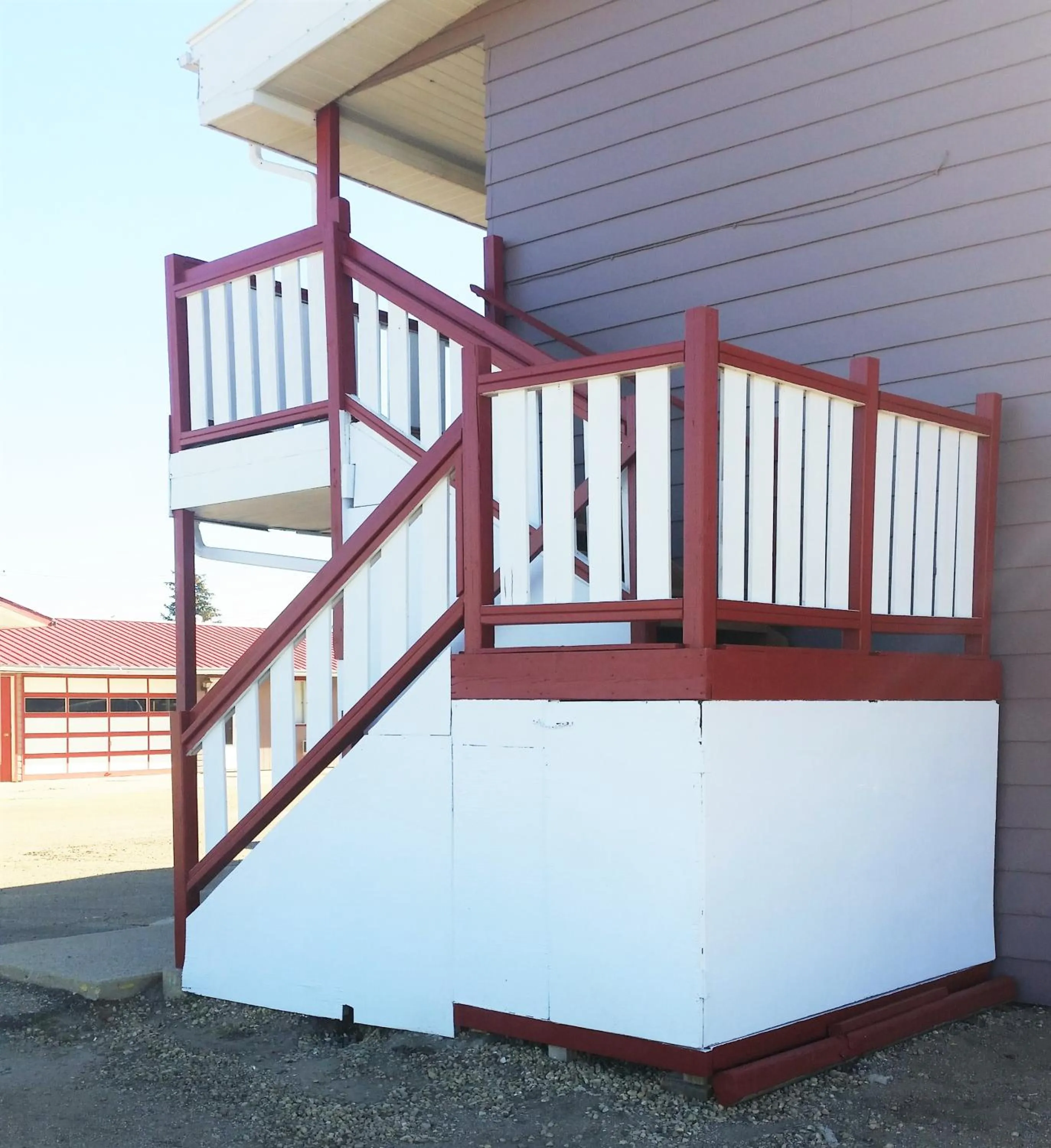 Property building in Viking Lamplighter Motel