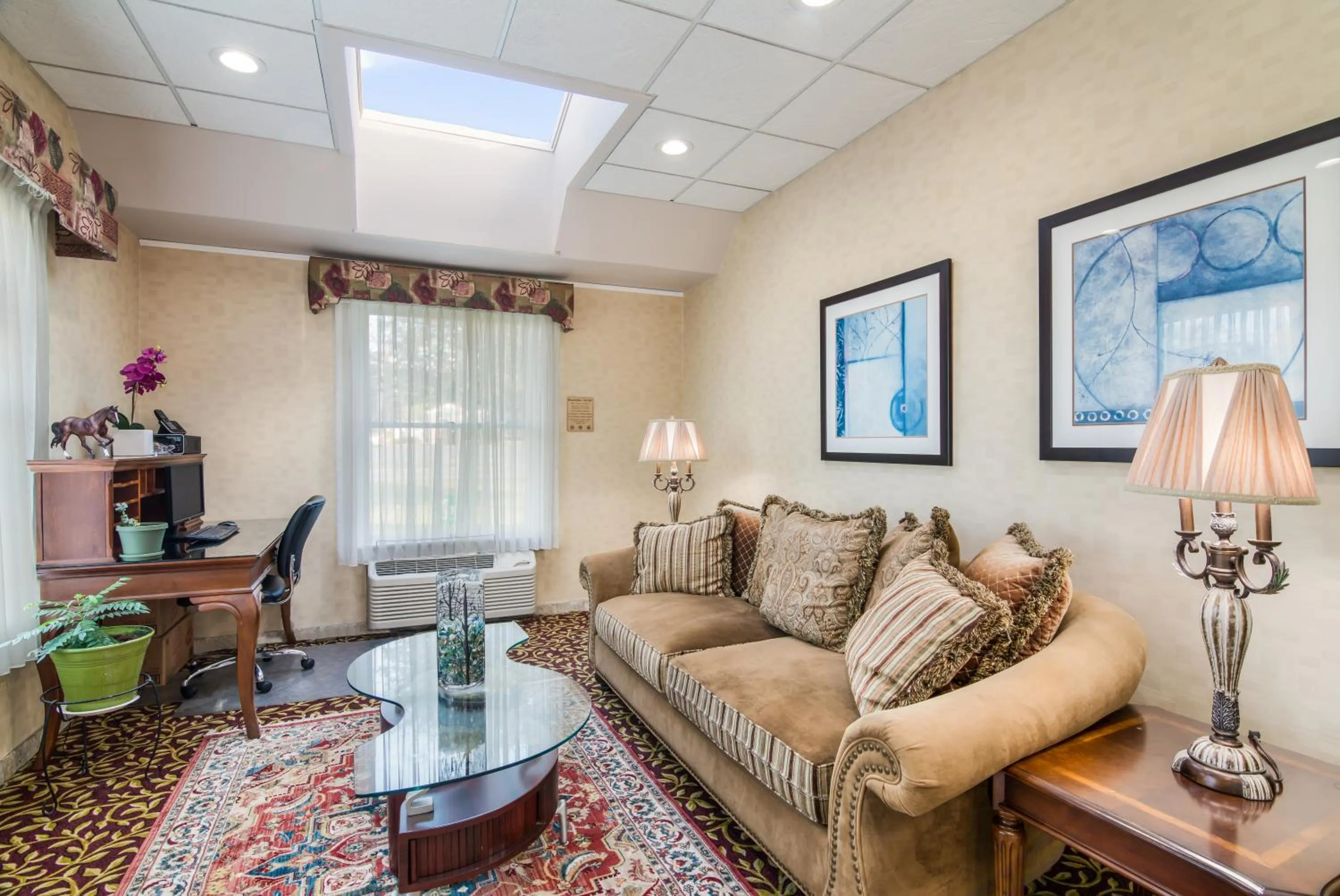 Business facilities in Rodeway Inn