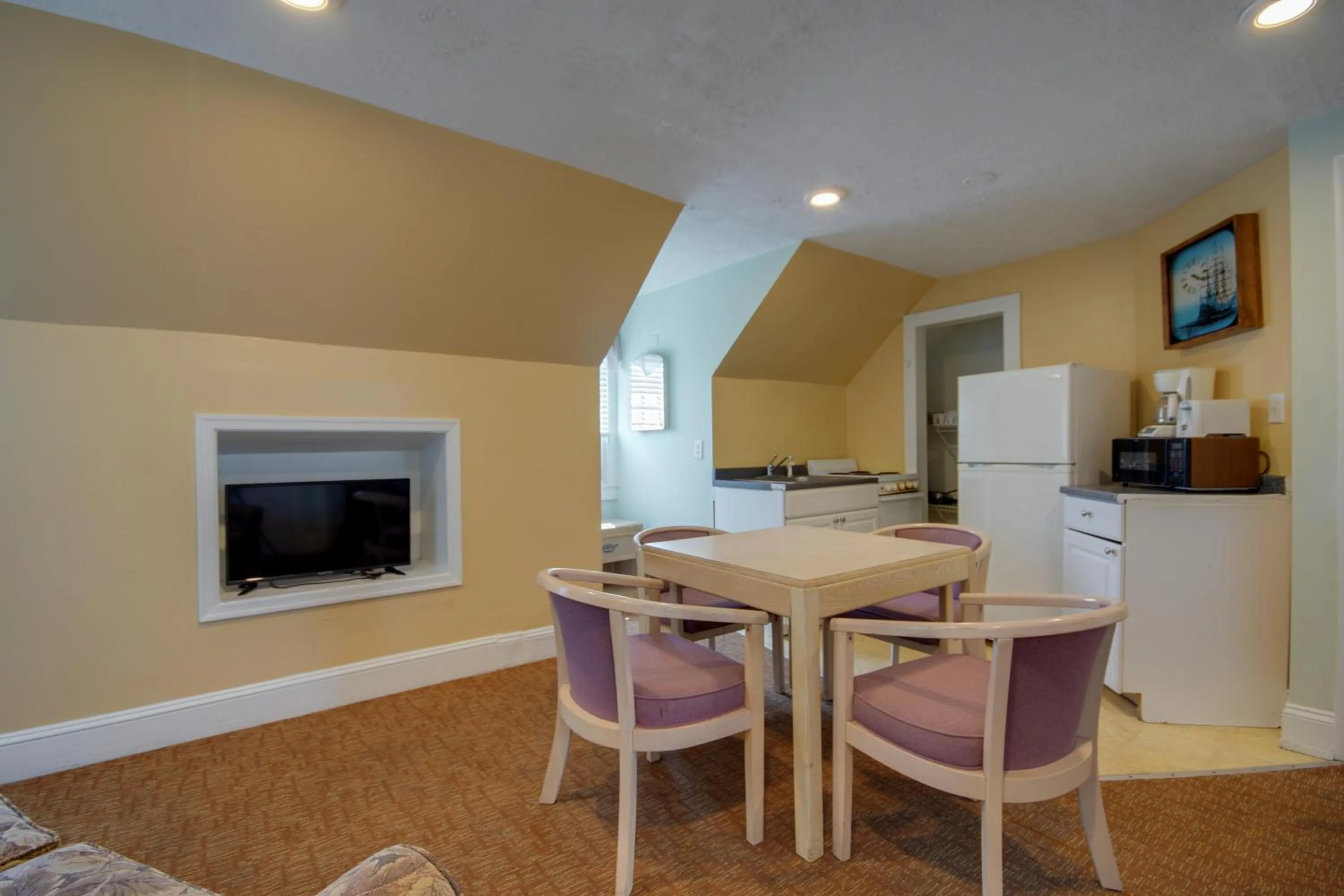 Kitchen or kitchenette in Ocean Lodge Hotel South