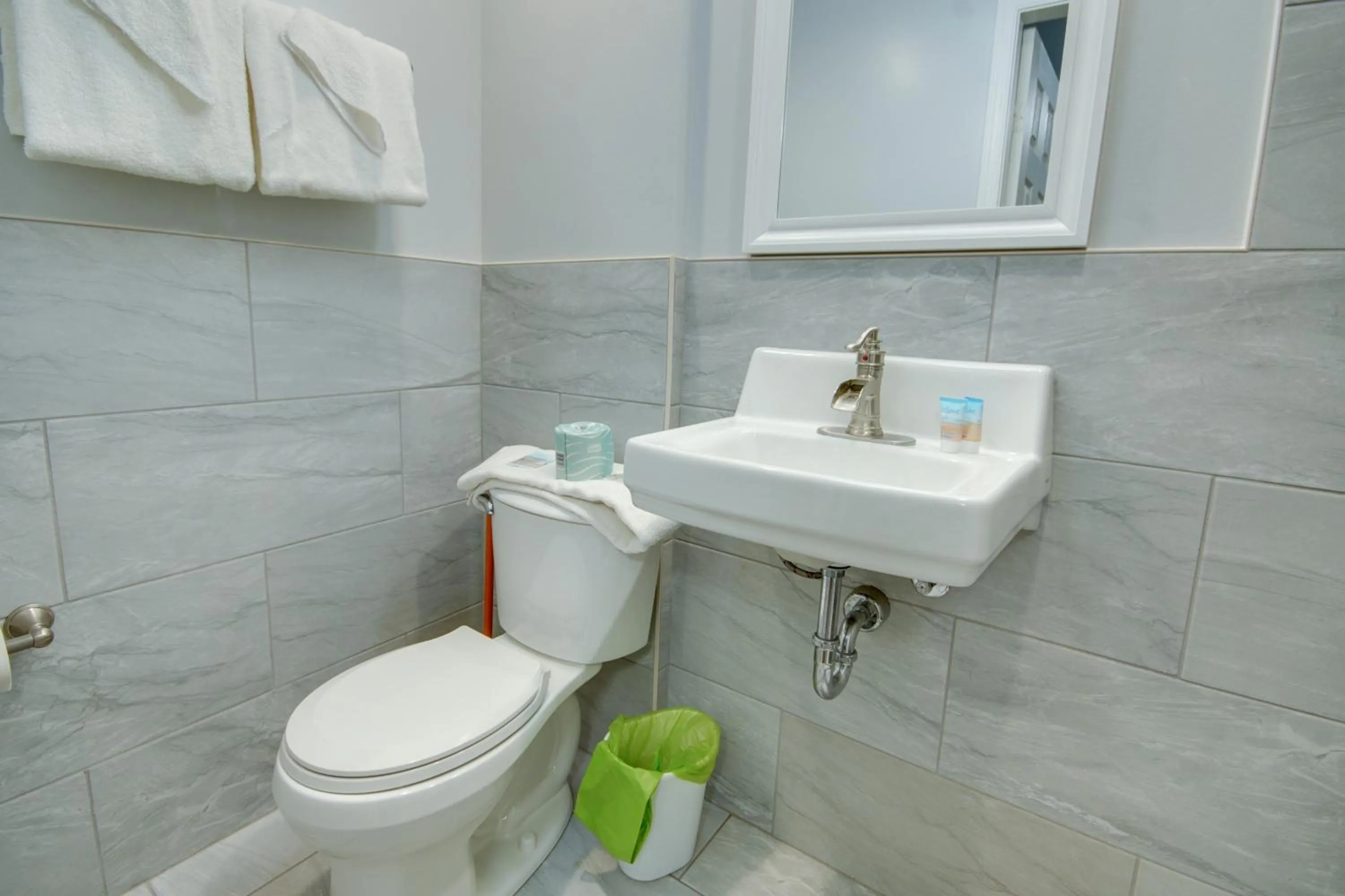 Toilet in Ocean Lodge Hotel South