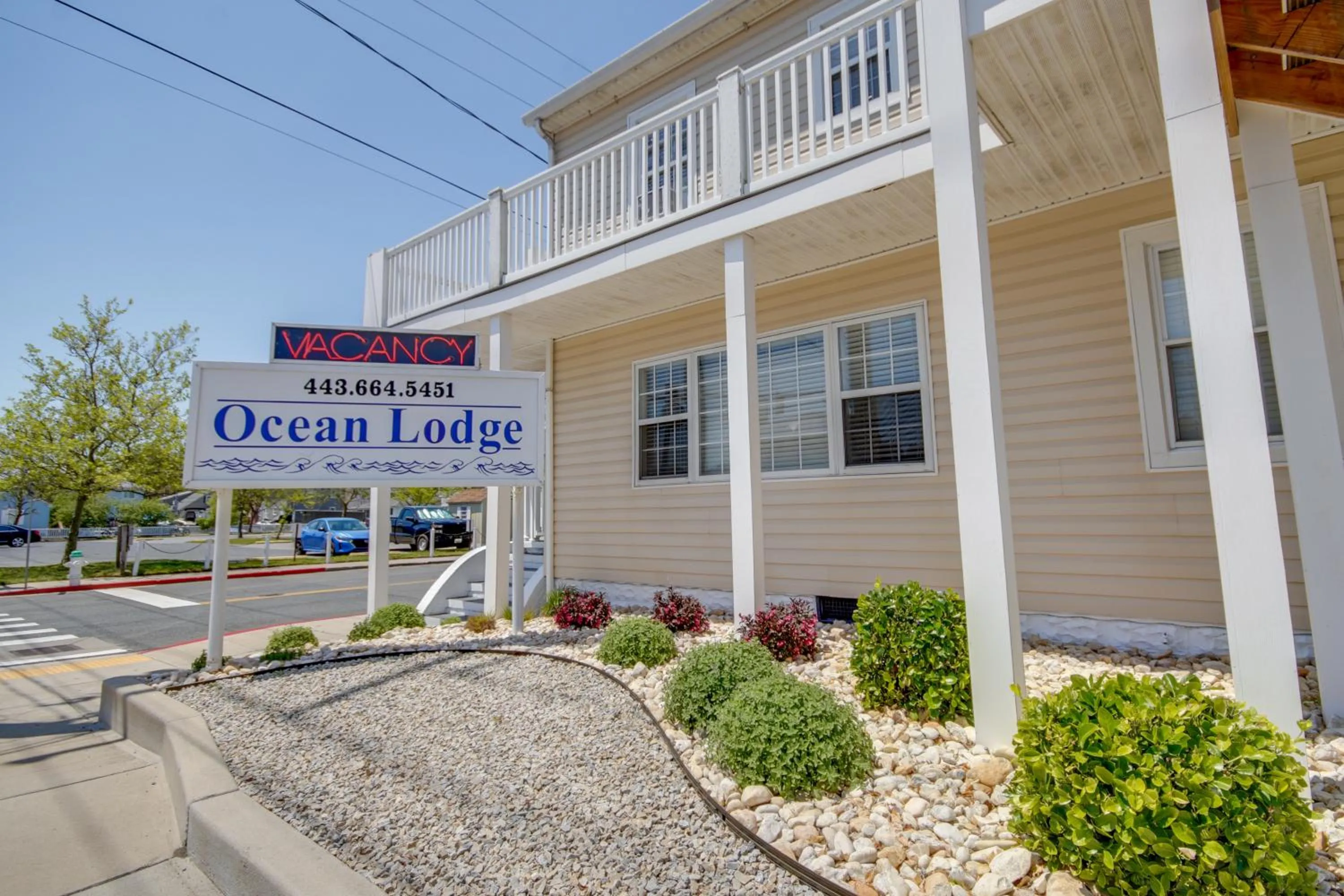 Property building in Ocean Lodge Hotel South