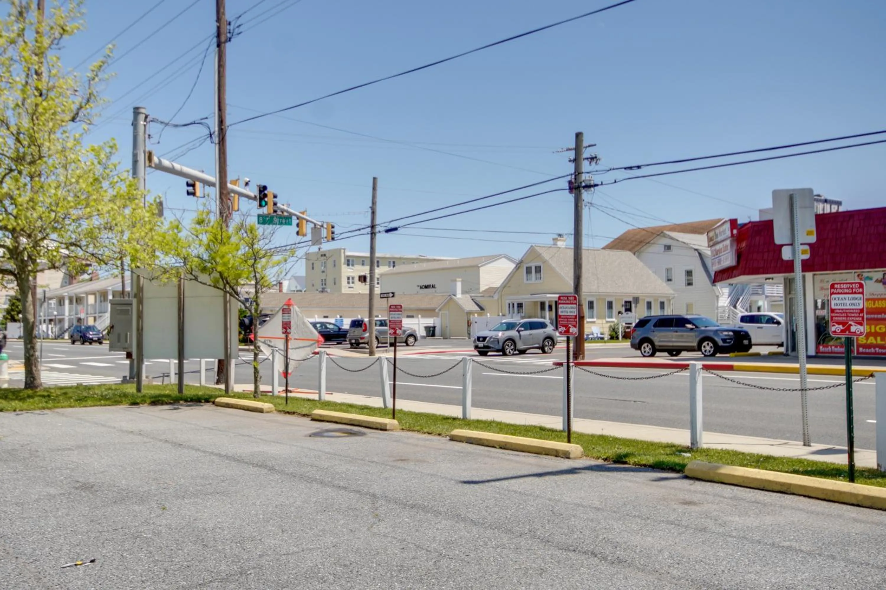 Property building in Ocean Lodge Hotel South