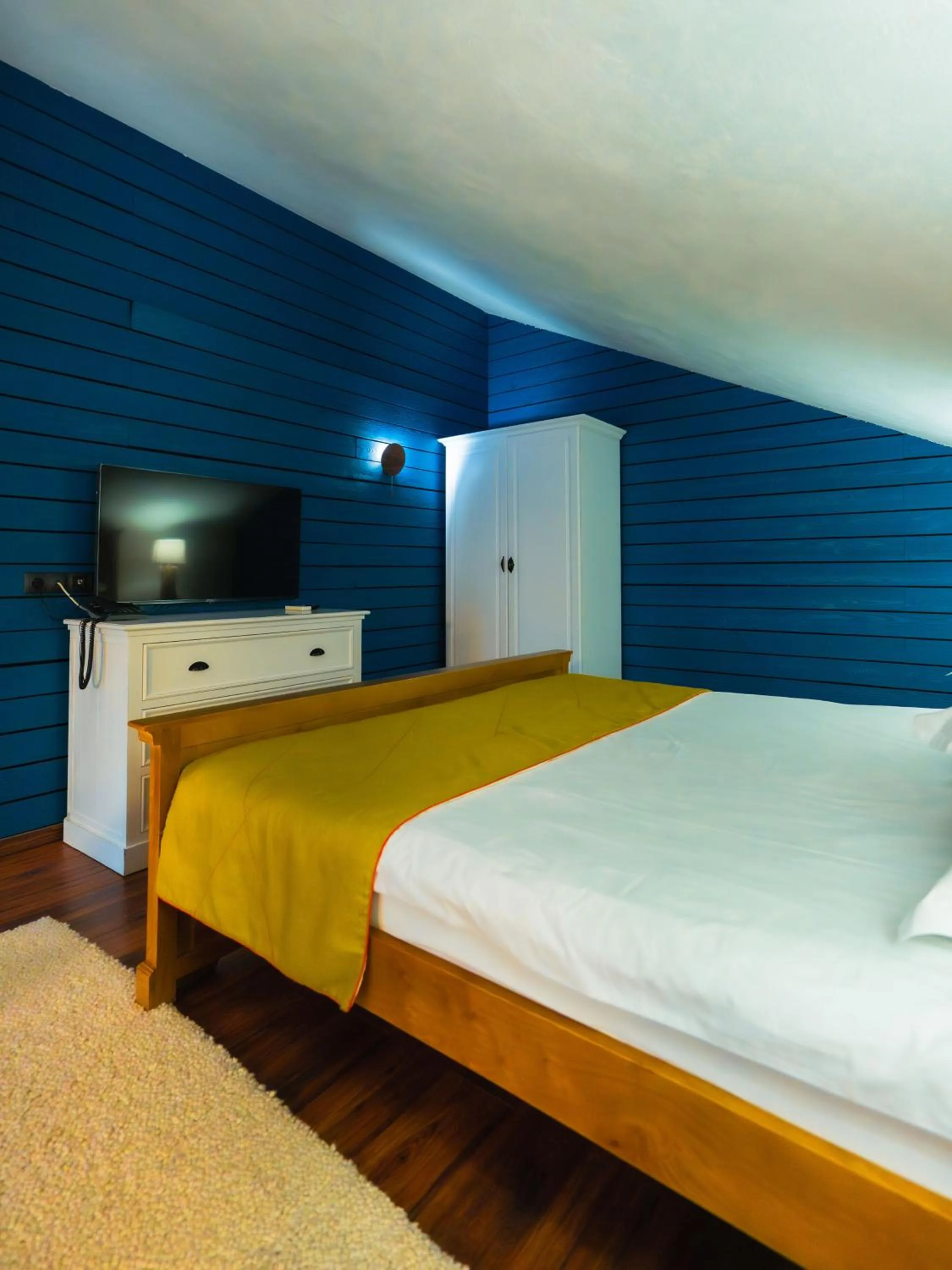 Photo of the whole room, Bed in KABAN BOUTIQUE HOTEL - 5Star Central Villa in Vatra Dornei