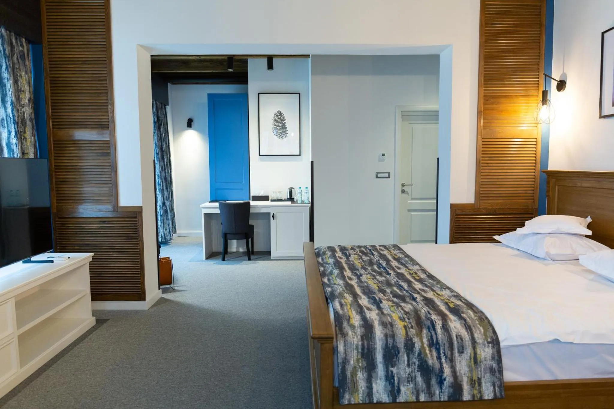 Bed in KABAN BOUTIQUE HOTEL - 5Star Central Villa in Vatra Dornei