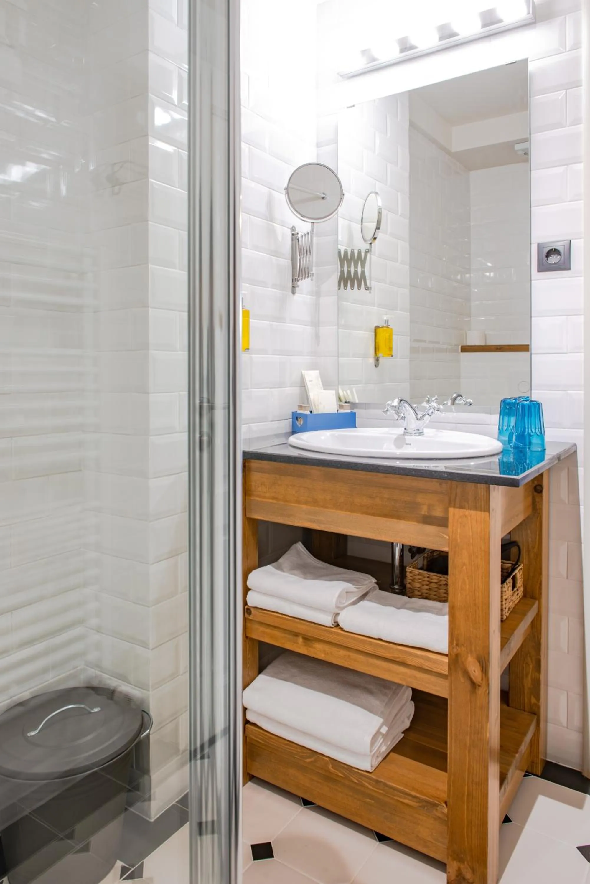 Bathroom in KABAN BOUTIQUE HOTEL - 5Star Central Villa in Vatra Dornei