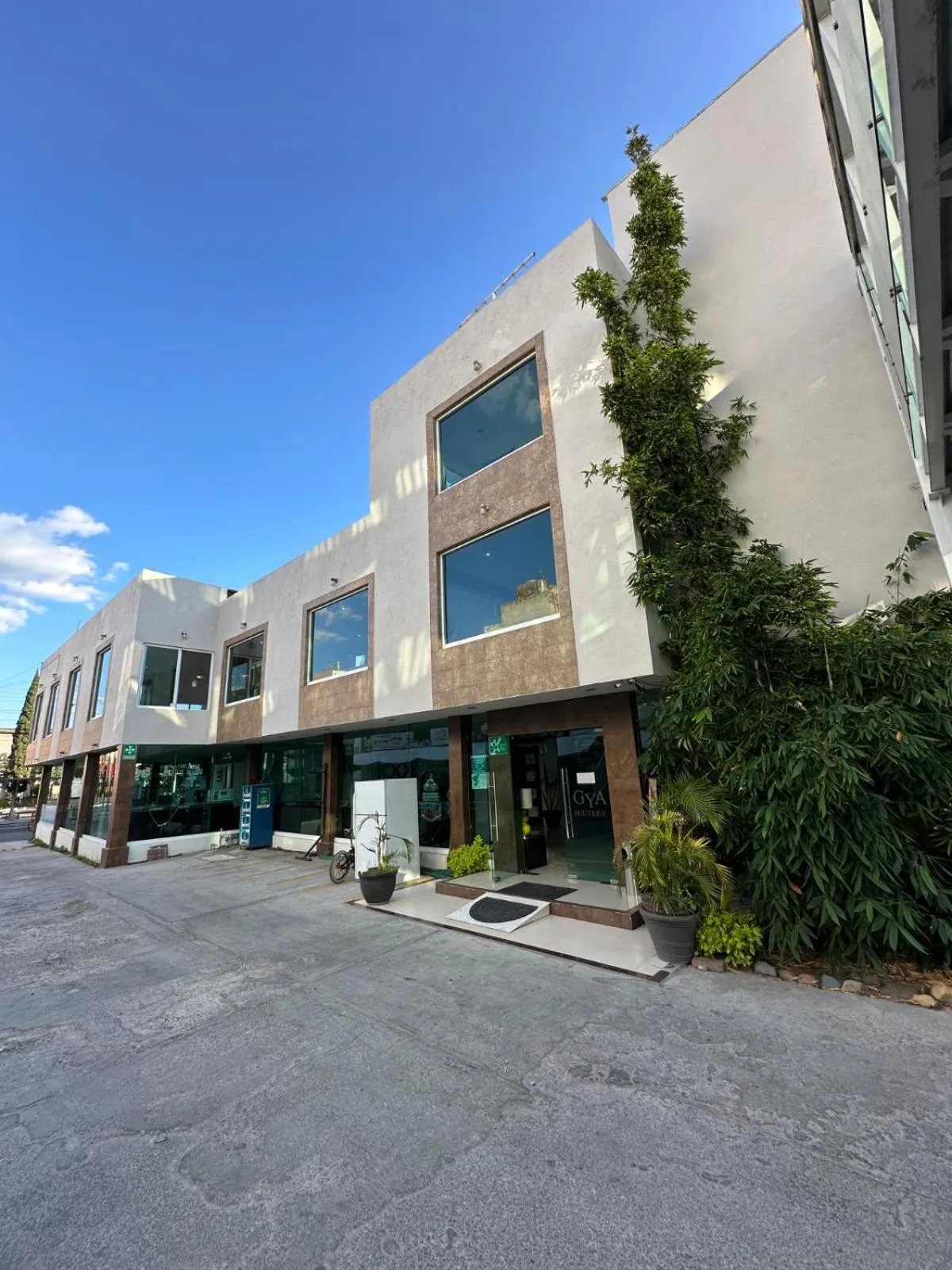 Facade/entrance in Hotel Gya Boutique