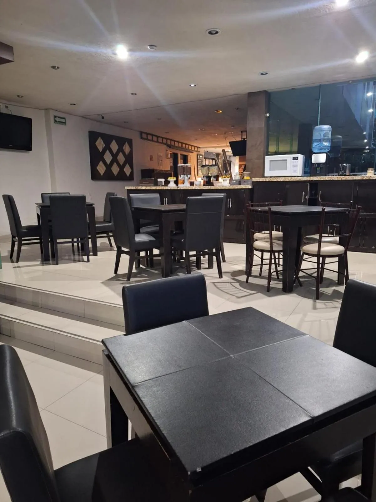 Restaurant/places to eat in Hotel Gya Boutique