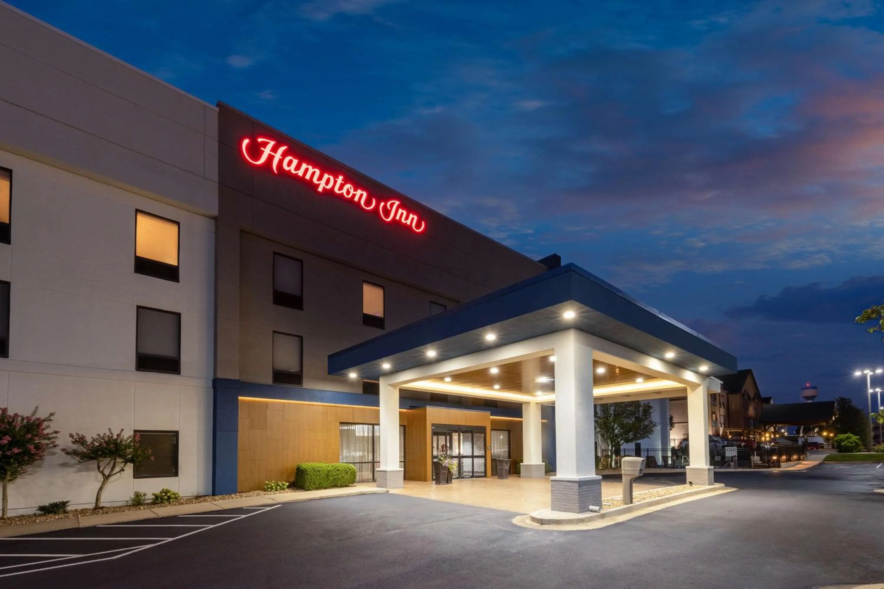 Property building in Hampton Inn Saint Robert