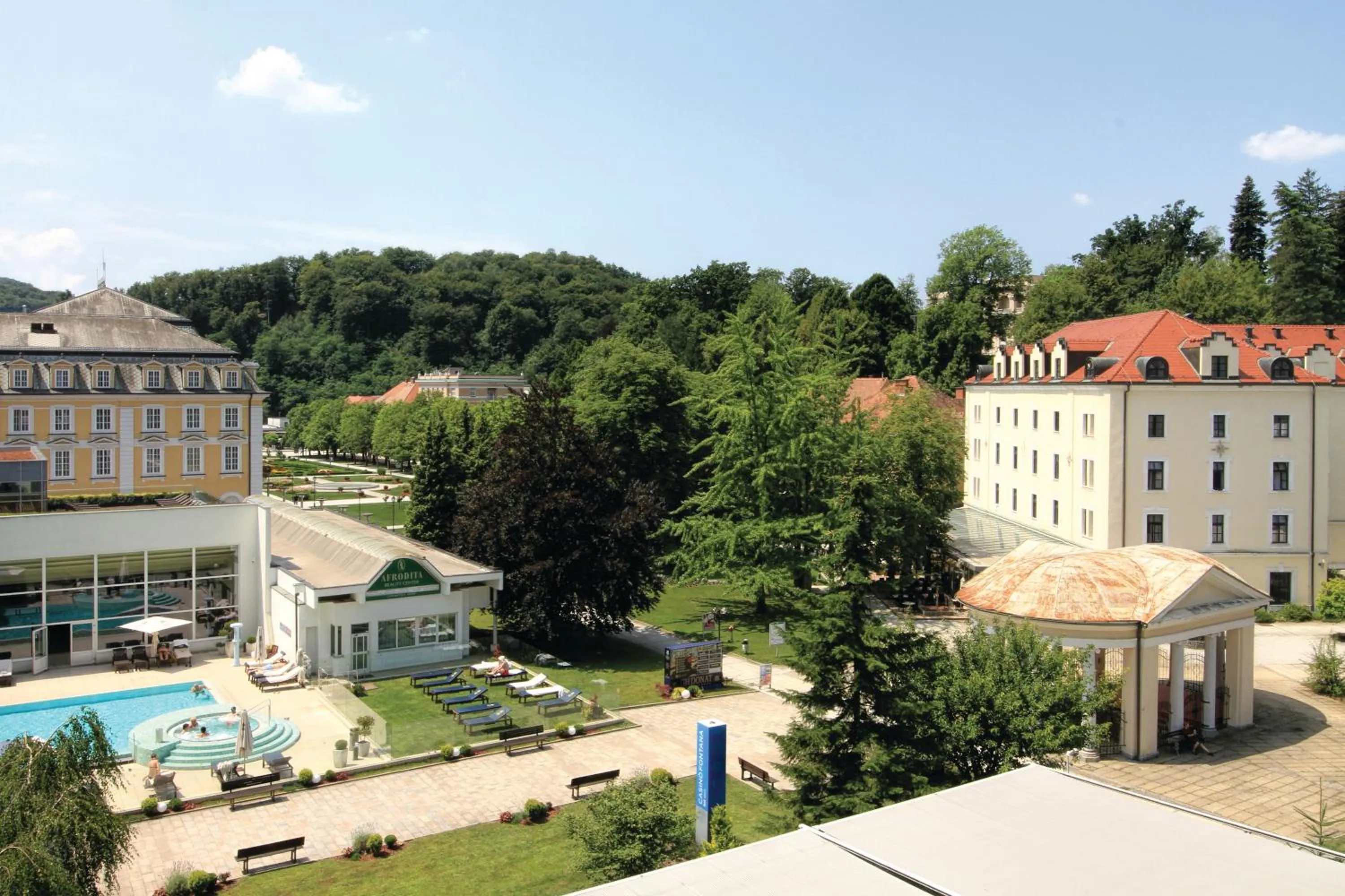 Garden view in Grand Hotel Donat Superior & Wellness Center