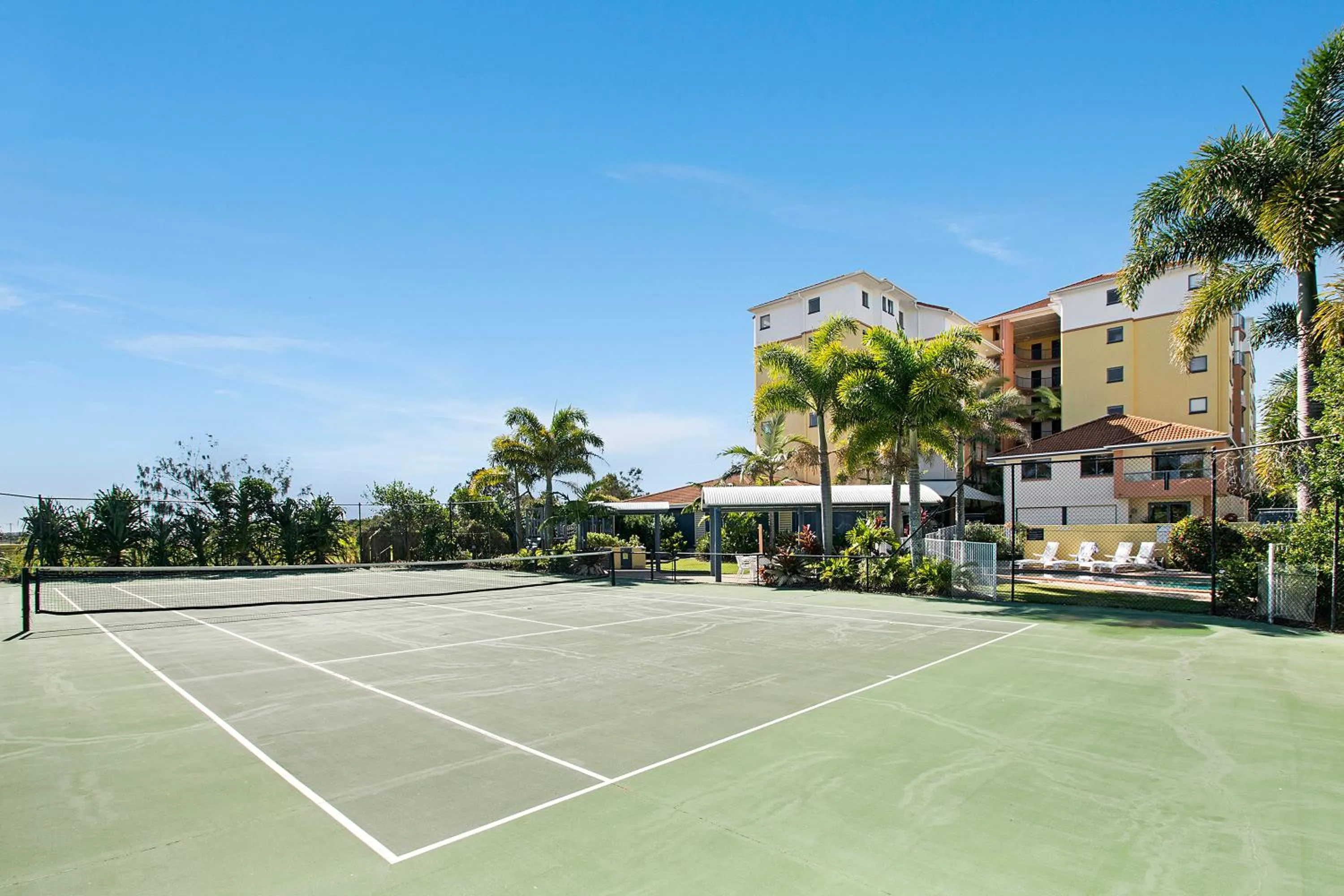 Tennis court in Salerno On The Beach