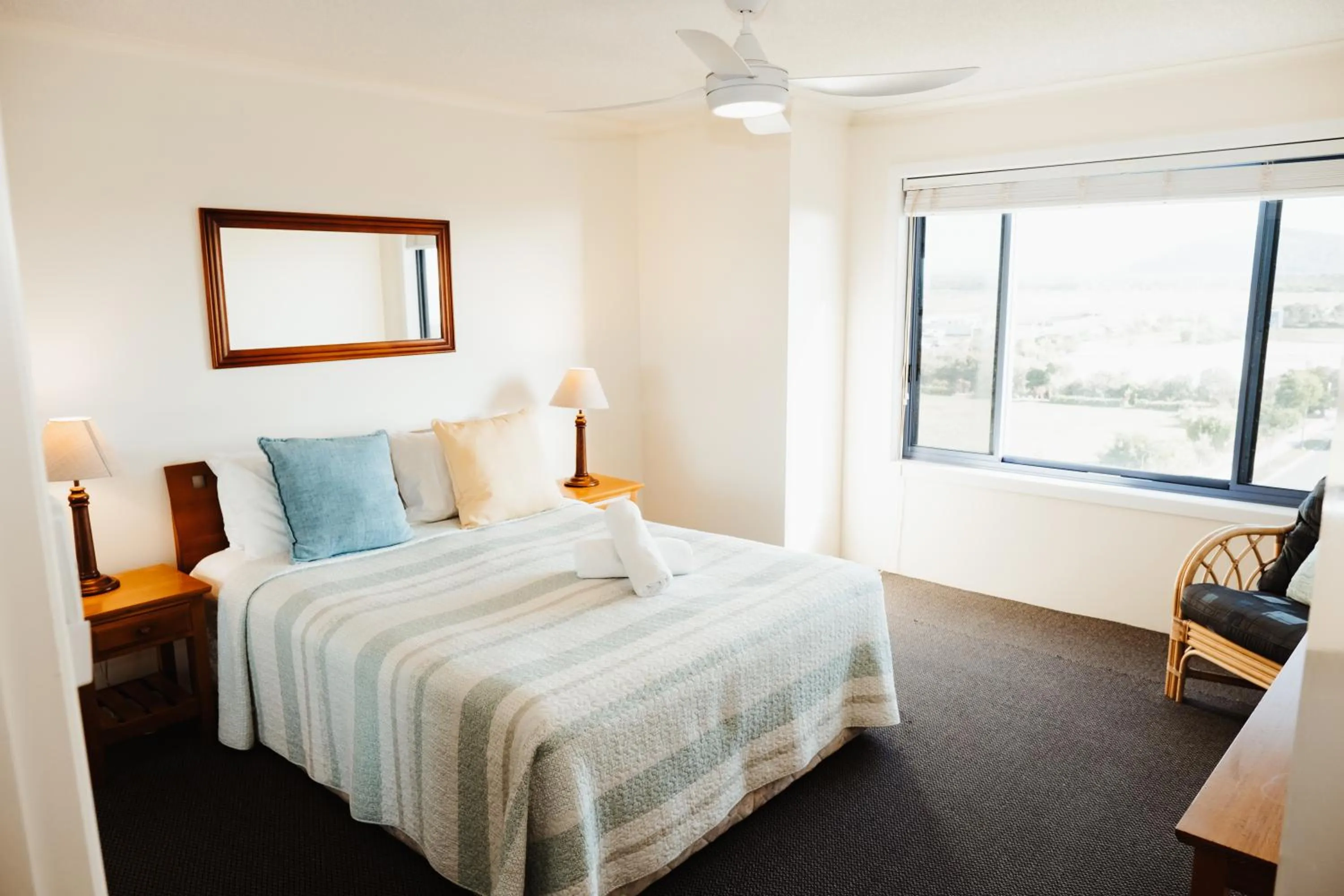 Bedroom, Bed in Salerno On The Beach