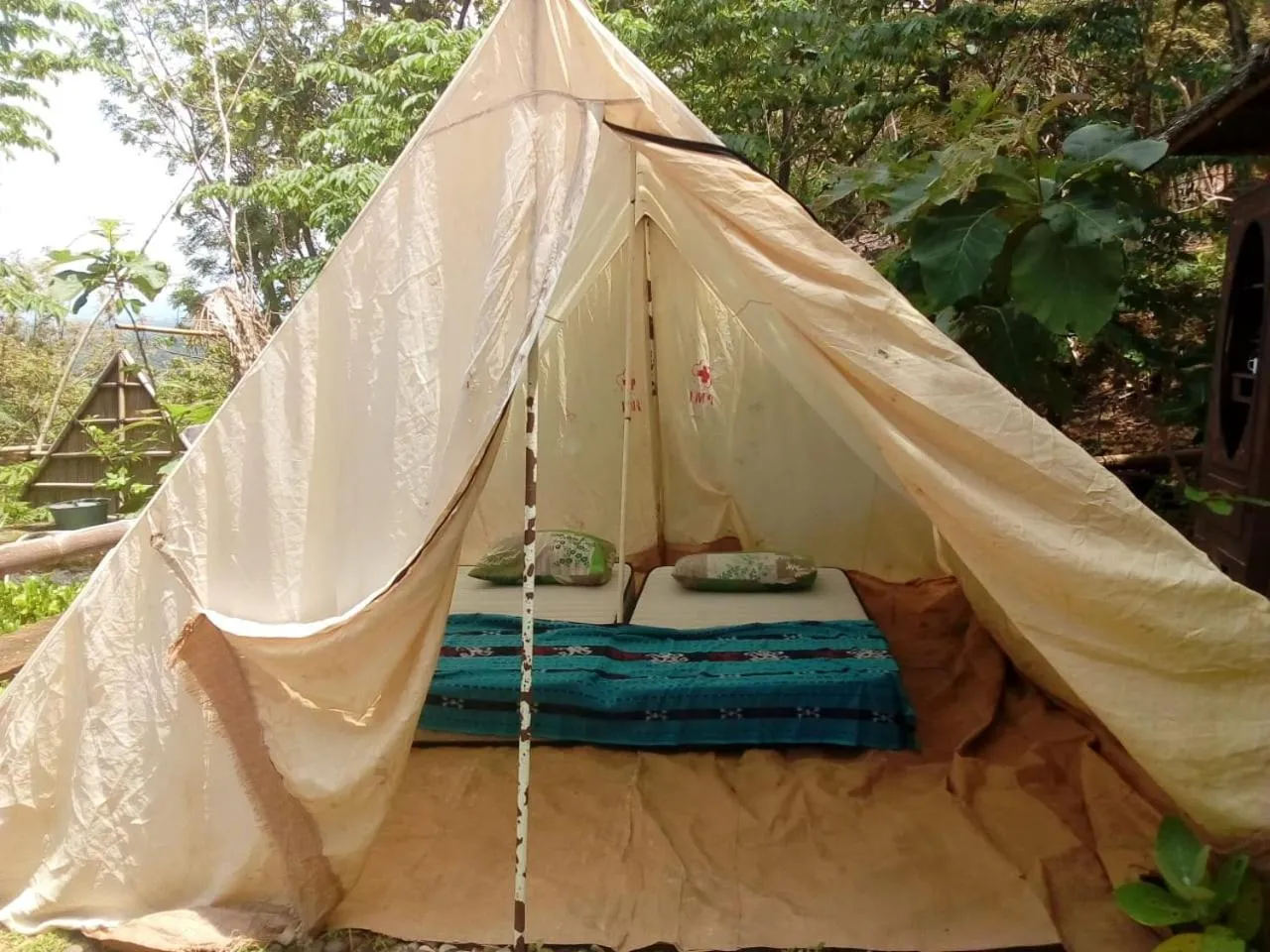 Bathroom in NewAlasKuliner & HomestayWatulumbung