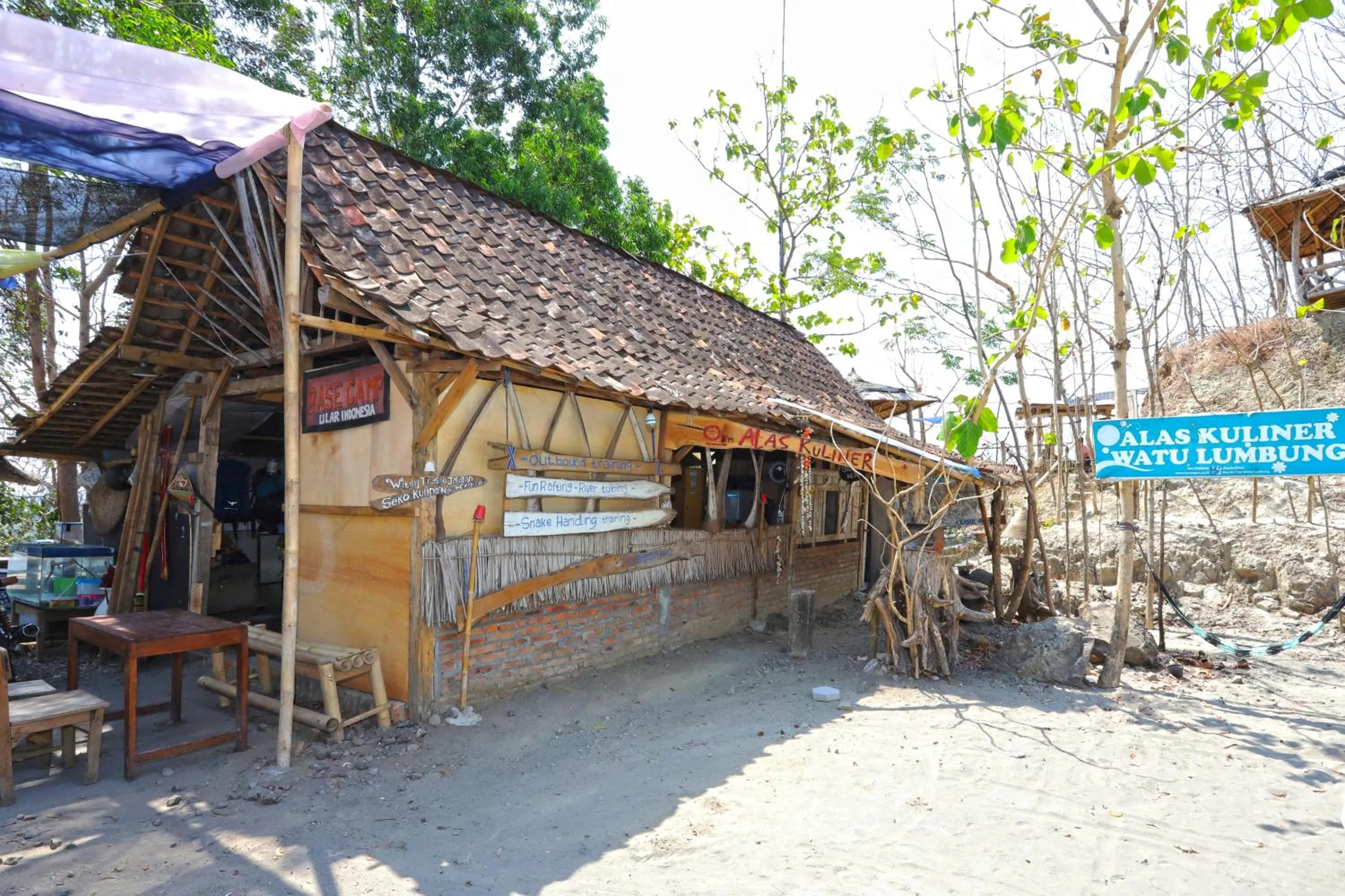 NewAlasKuliner & HomestayWatulumbung