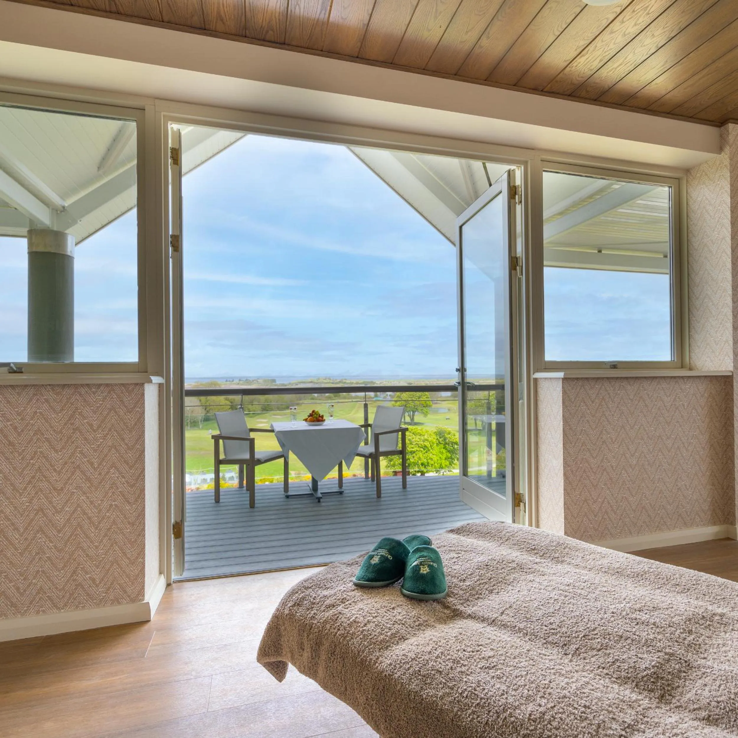 Spa and wellness centre/facilities, Bed in Glenlo Abbey Hotel