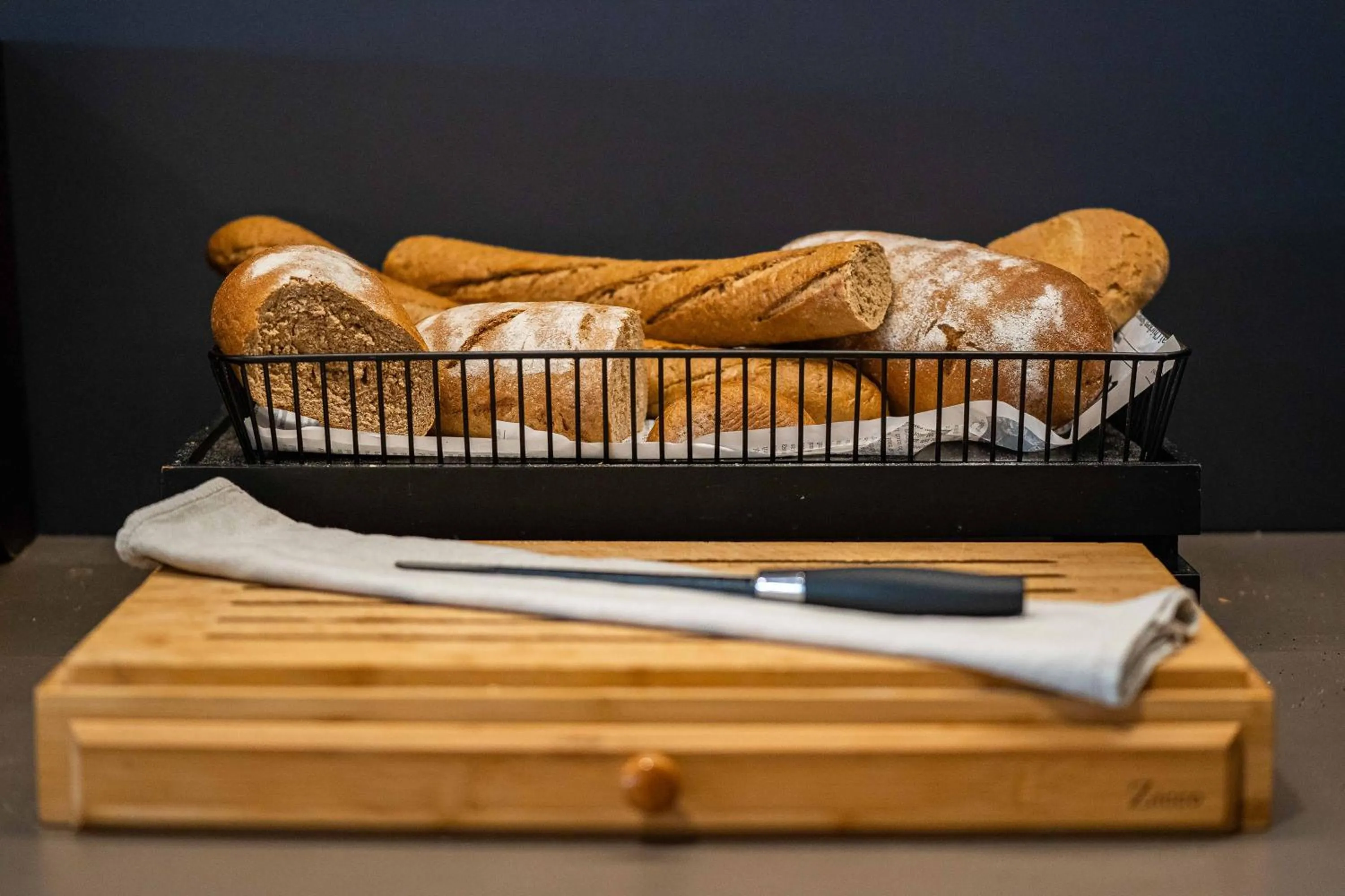 Lunch in HVD Reina del Mar - Premium Spa Service & Free Parking