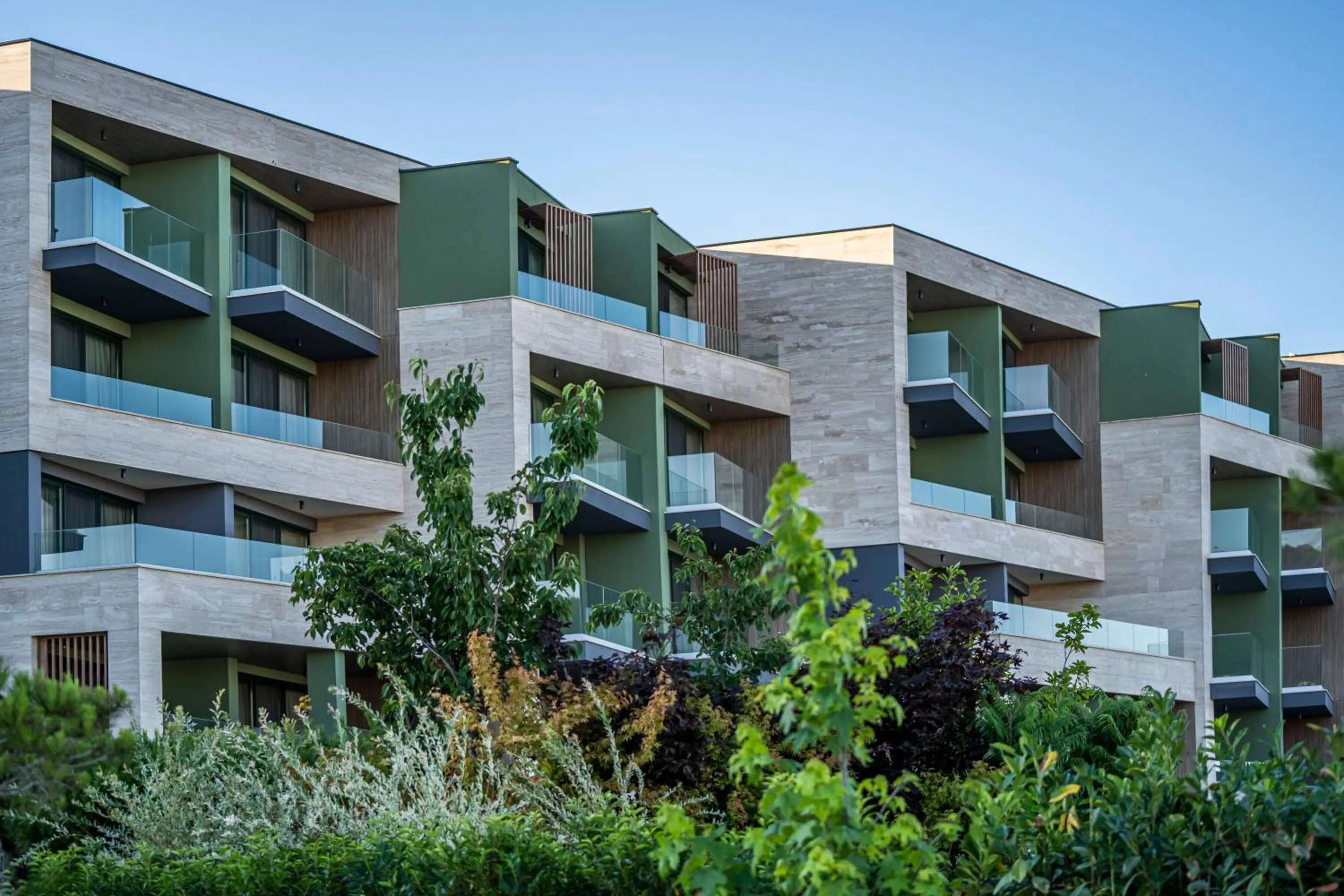 Property building in HVD Reina del Mar - Premium Spa Service & Free Parking