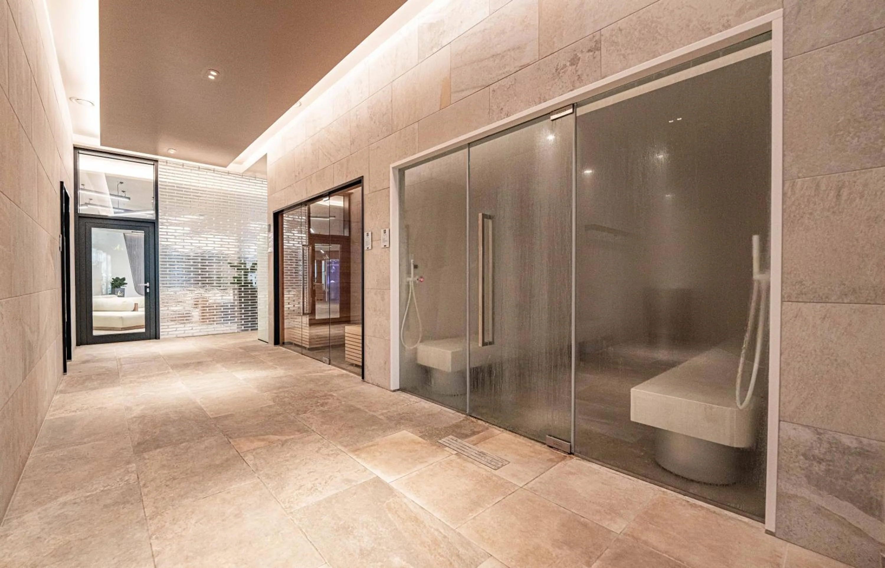 Spa and wellness centre/facilities in HVD Reina del Mar - Premium Spa Service & Free Parking