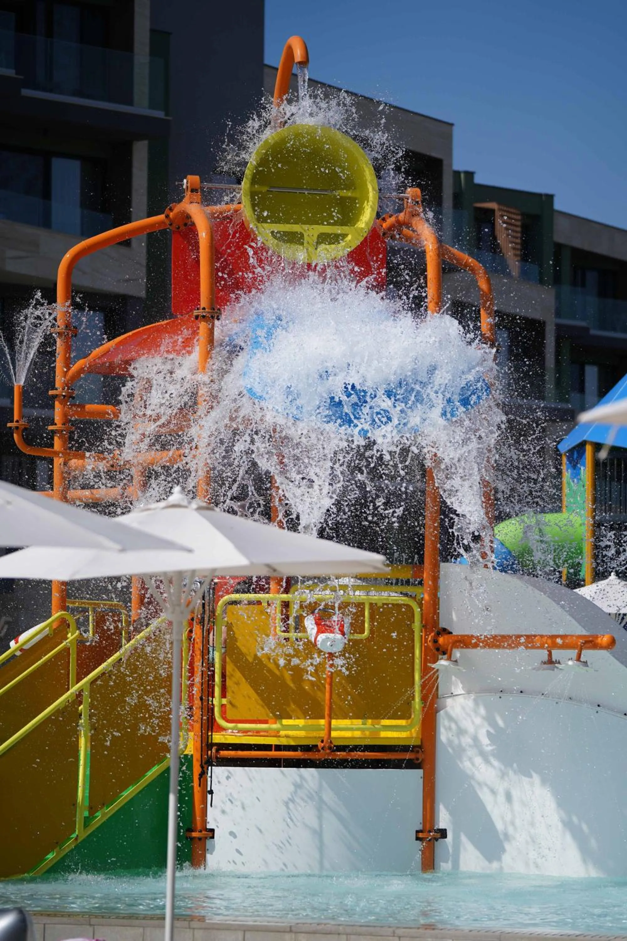 Children play ground in HVD Reina del Mar - Premium Spa Service & Free Parking