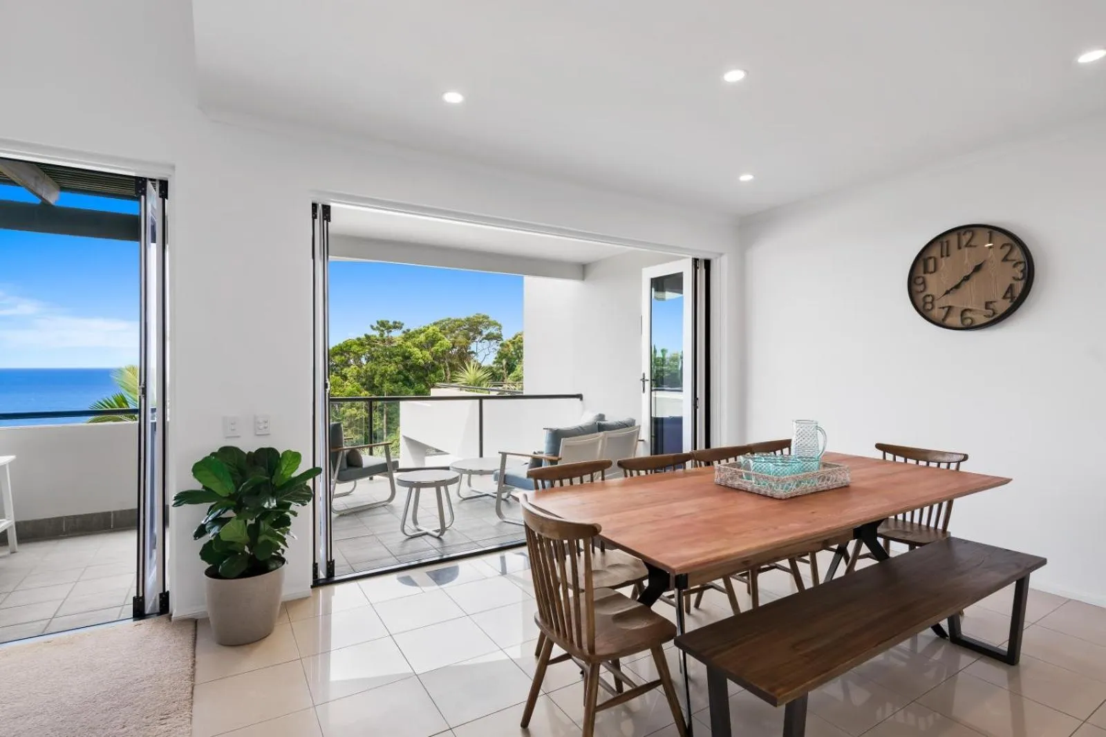 Dining area in Papillon Coolum