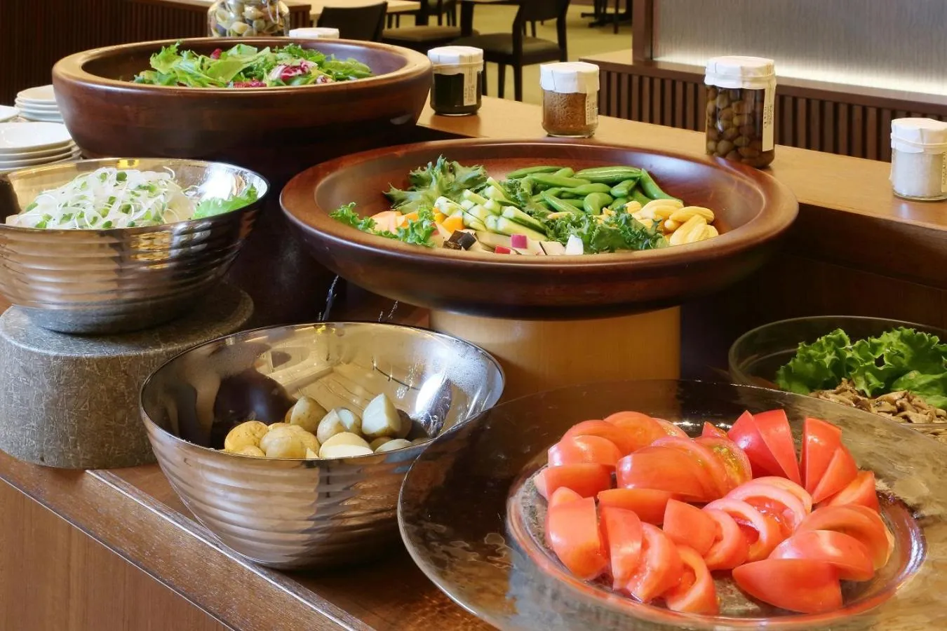 Buffet breakfast in Kurobe Unazukionsen Yamanoha