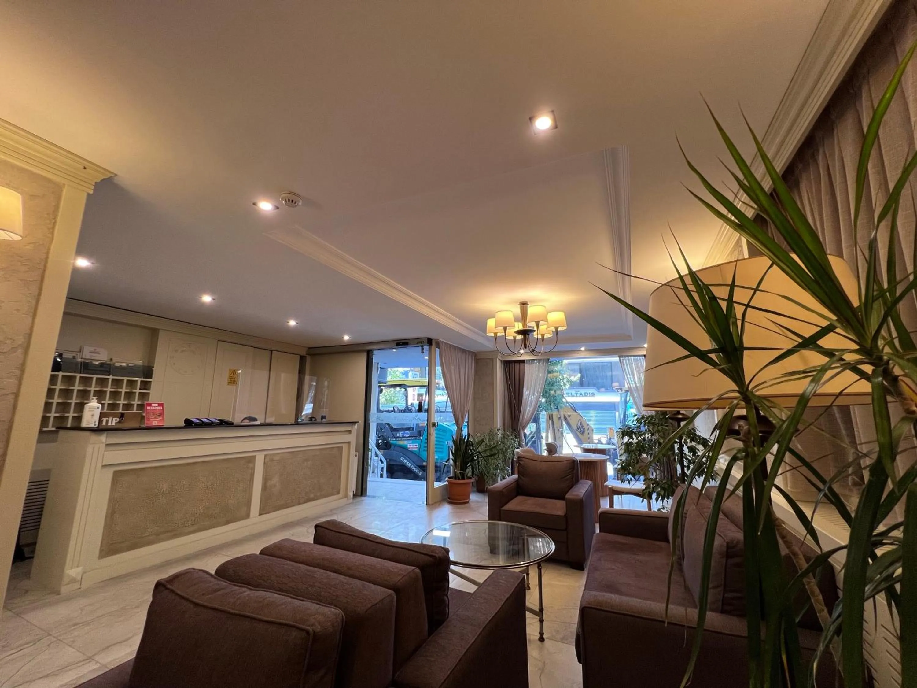 Lobby or reception in Gul Hotel