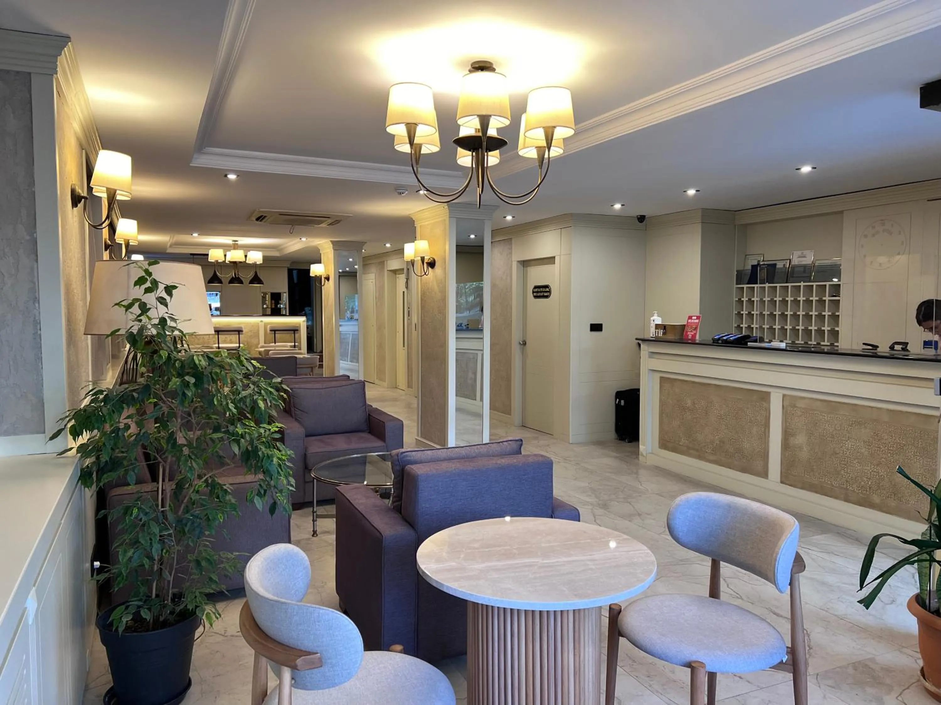 Lobby or reception in Gul Hotel