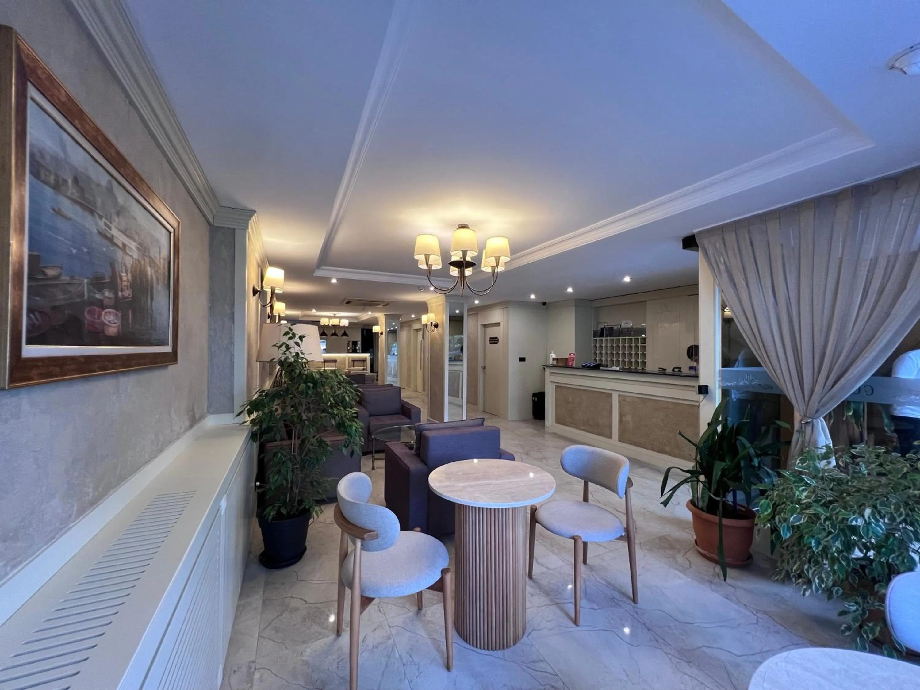 Lobby or reception in Gul Hotel
