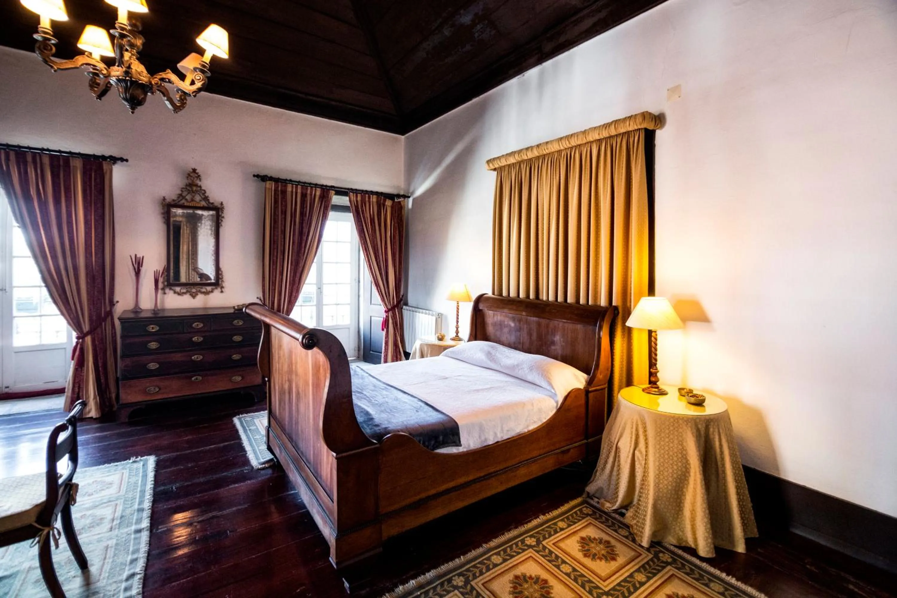 Bedroom, Bed in Casa Nobre do Correio-Mor