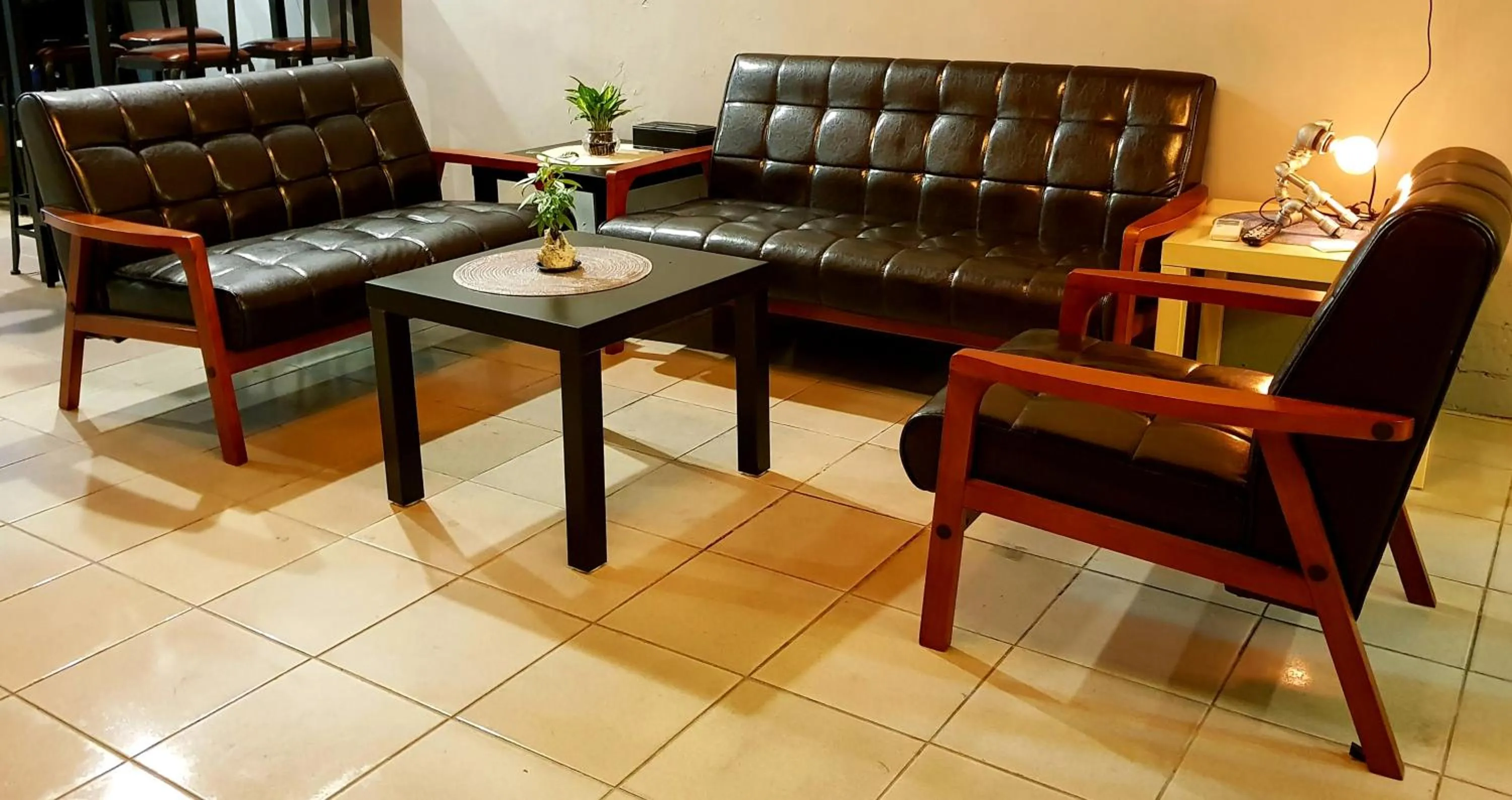 MILU Backpacker Hostel