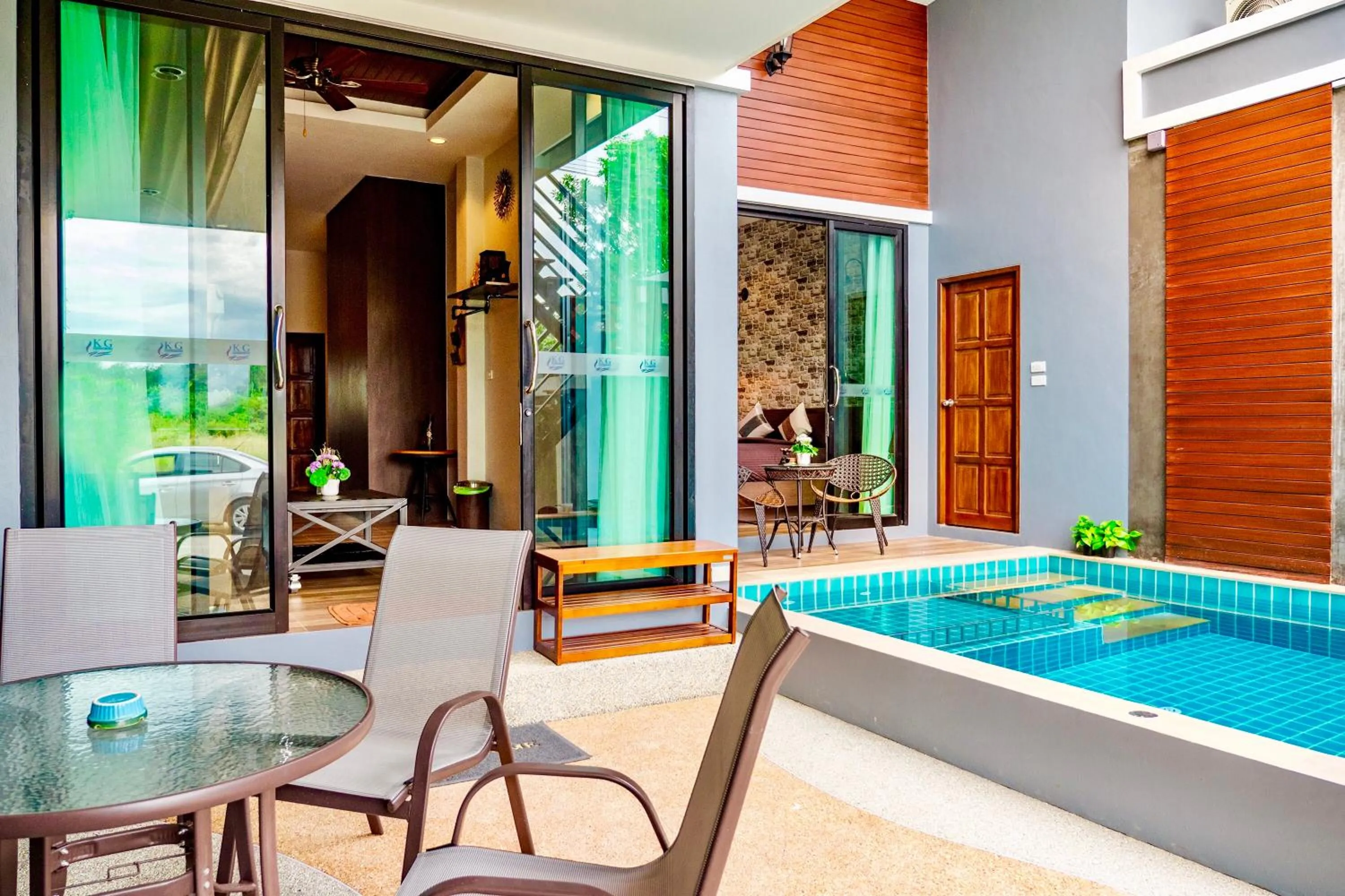 KG Private Pool Villas Soi 9