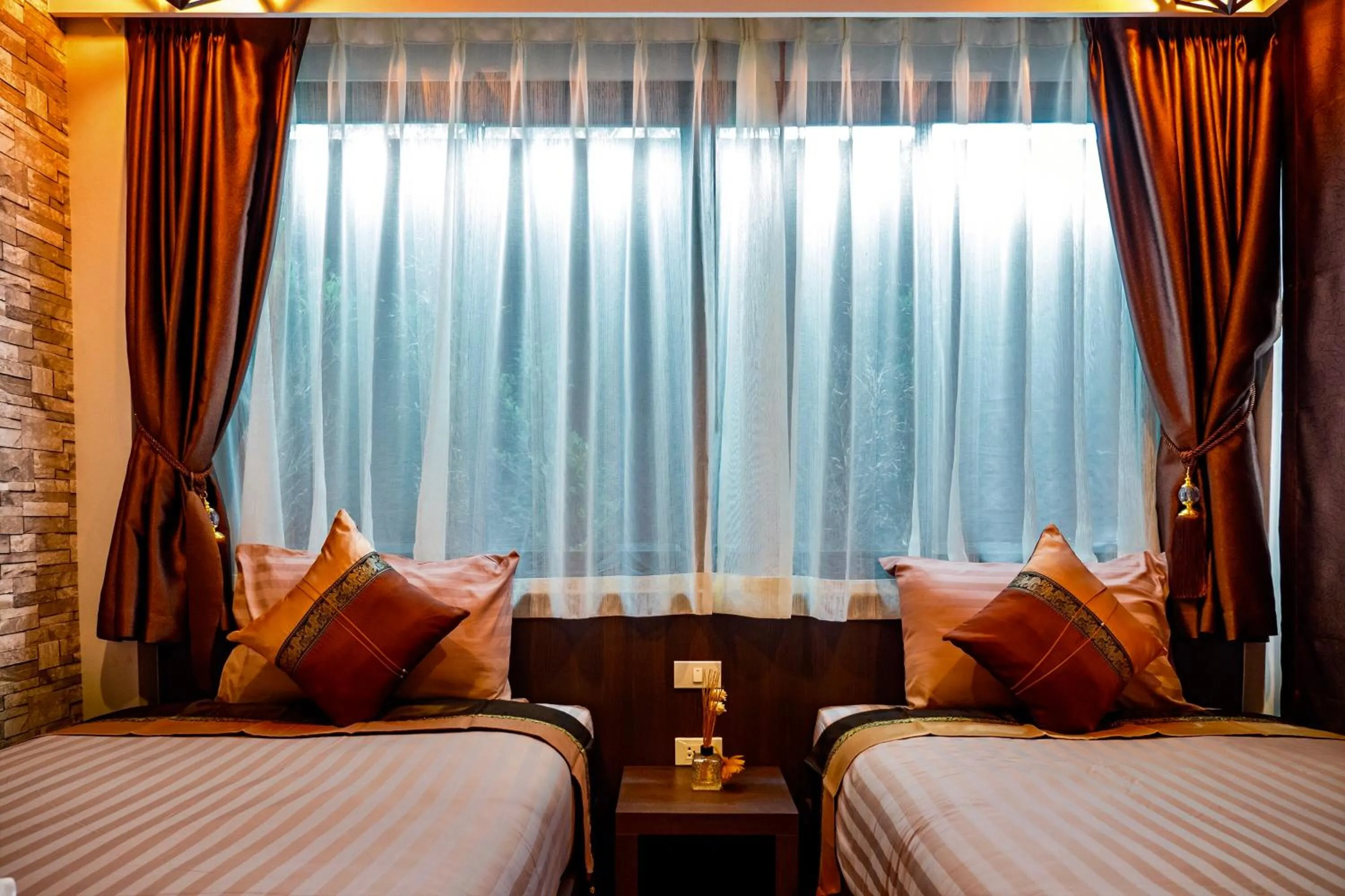 Bed in KG Private Pool Villas Soi 9